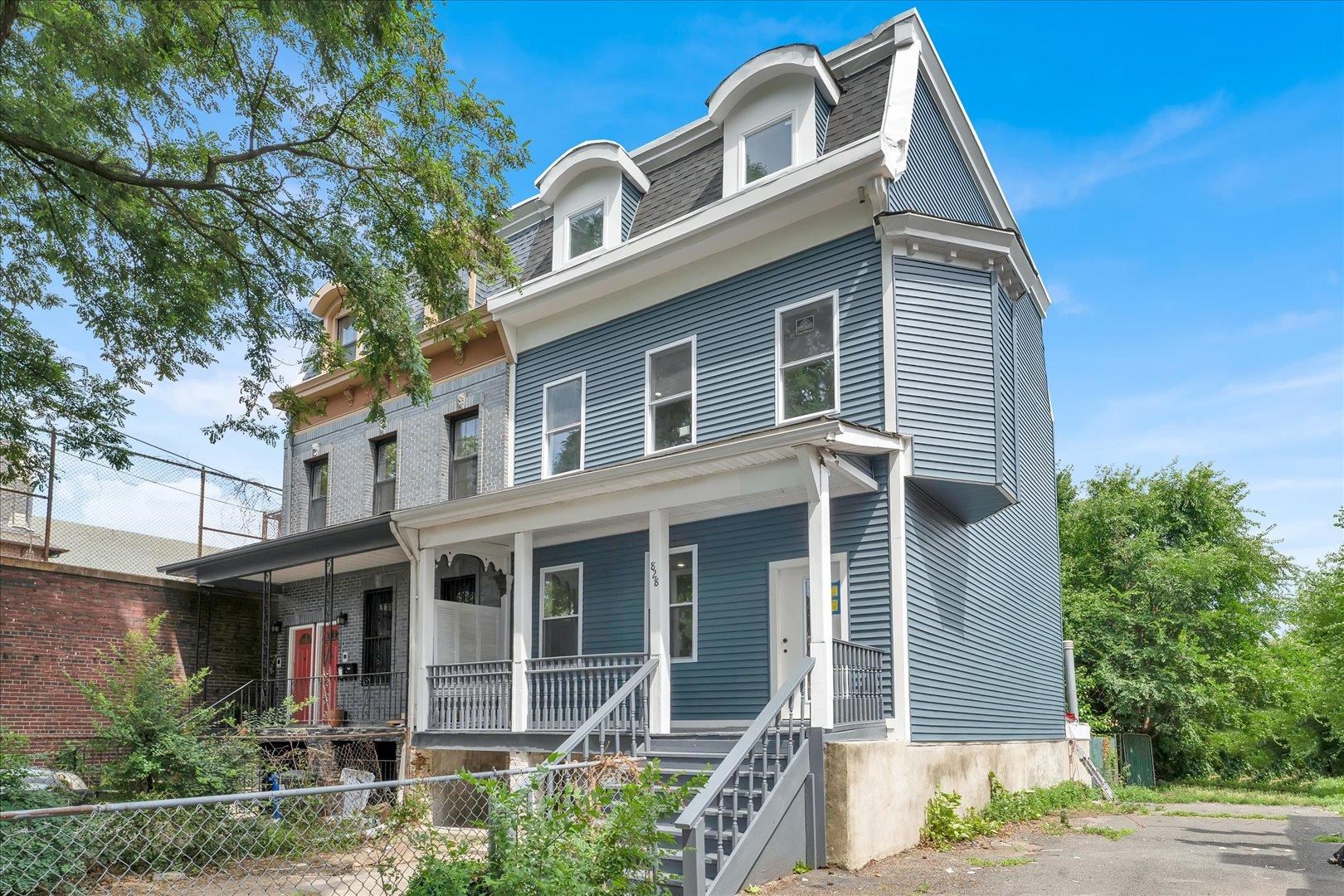 828 OCEAN AVE Unit: 2