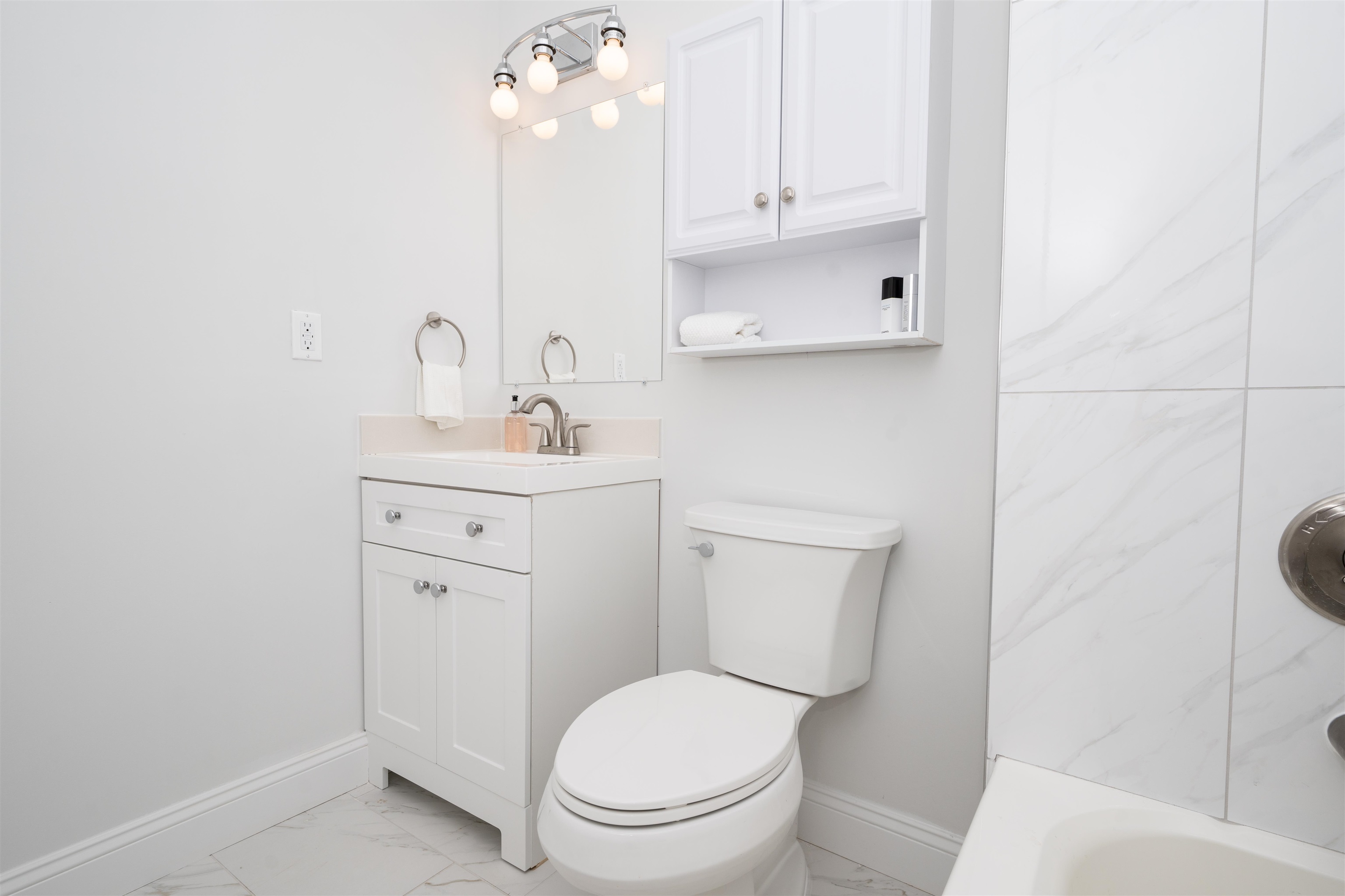144 BERGEN AVE Unit: 5C