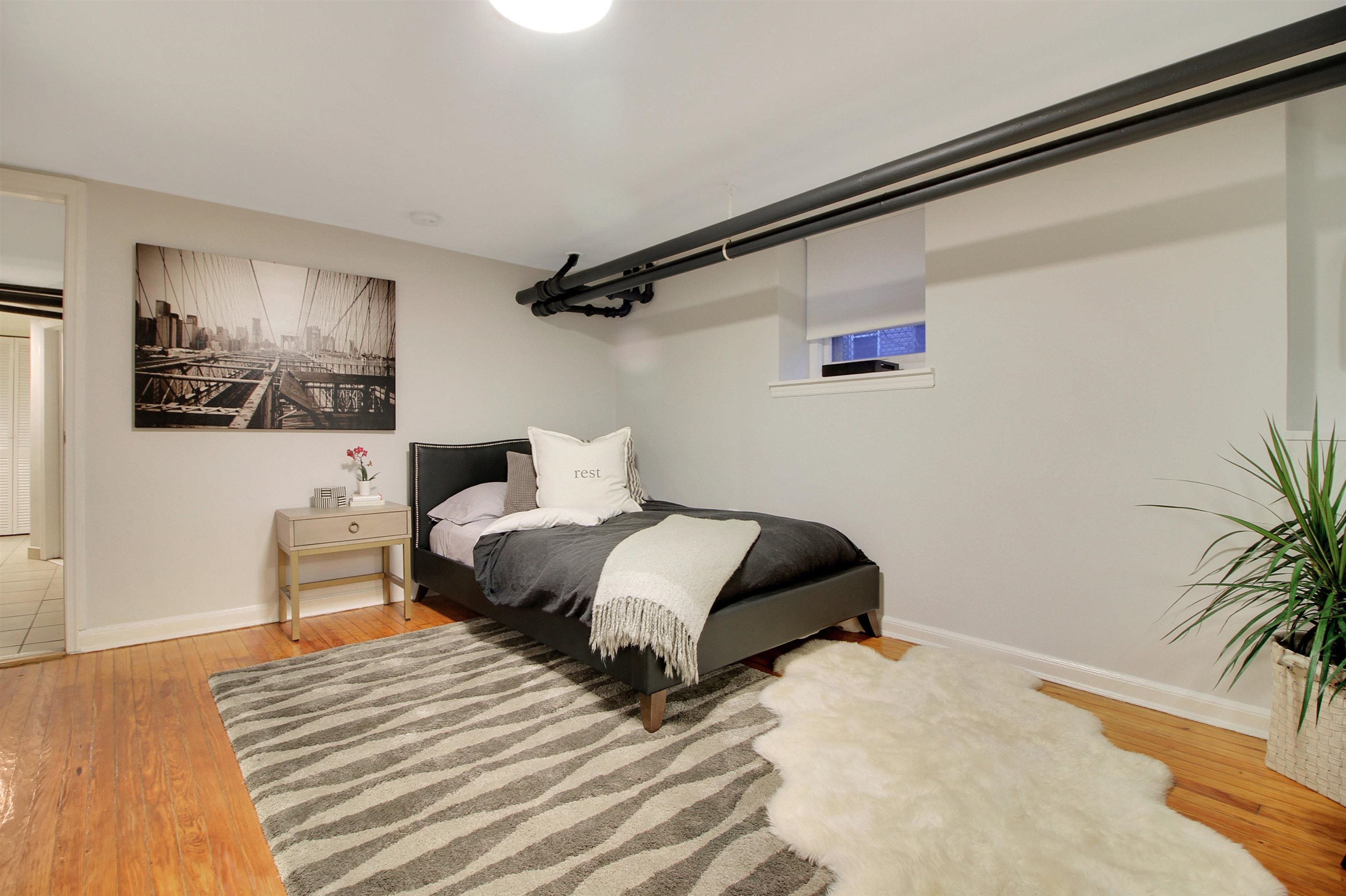 4914 PARK AVE Unit: G