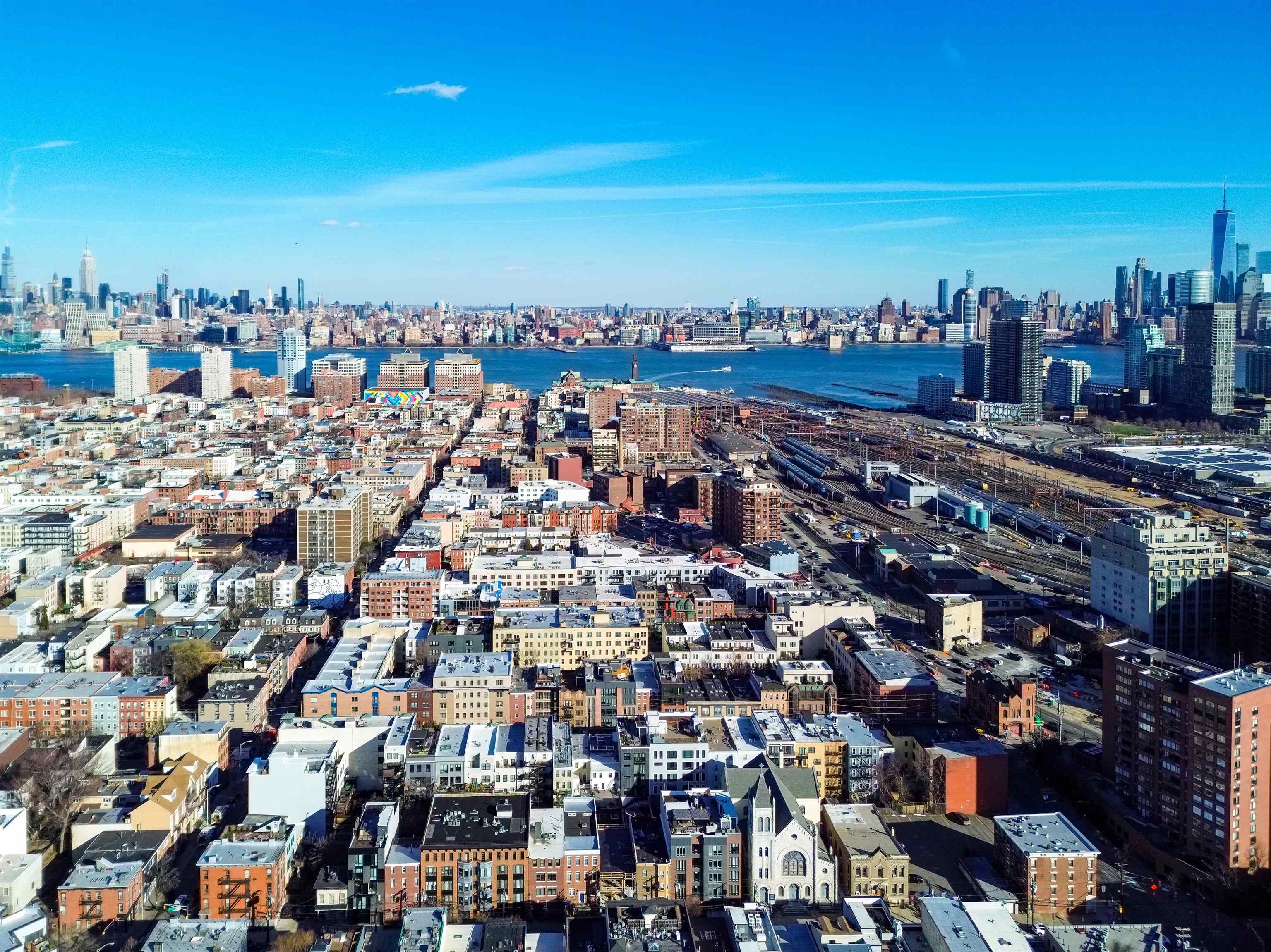 70 MADISON ST Unit: 400