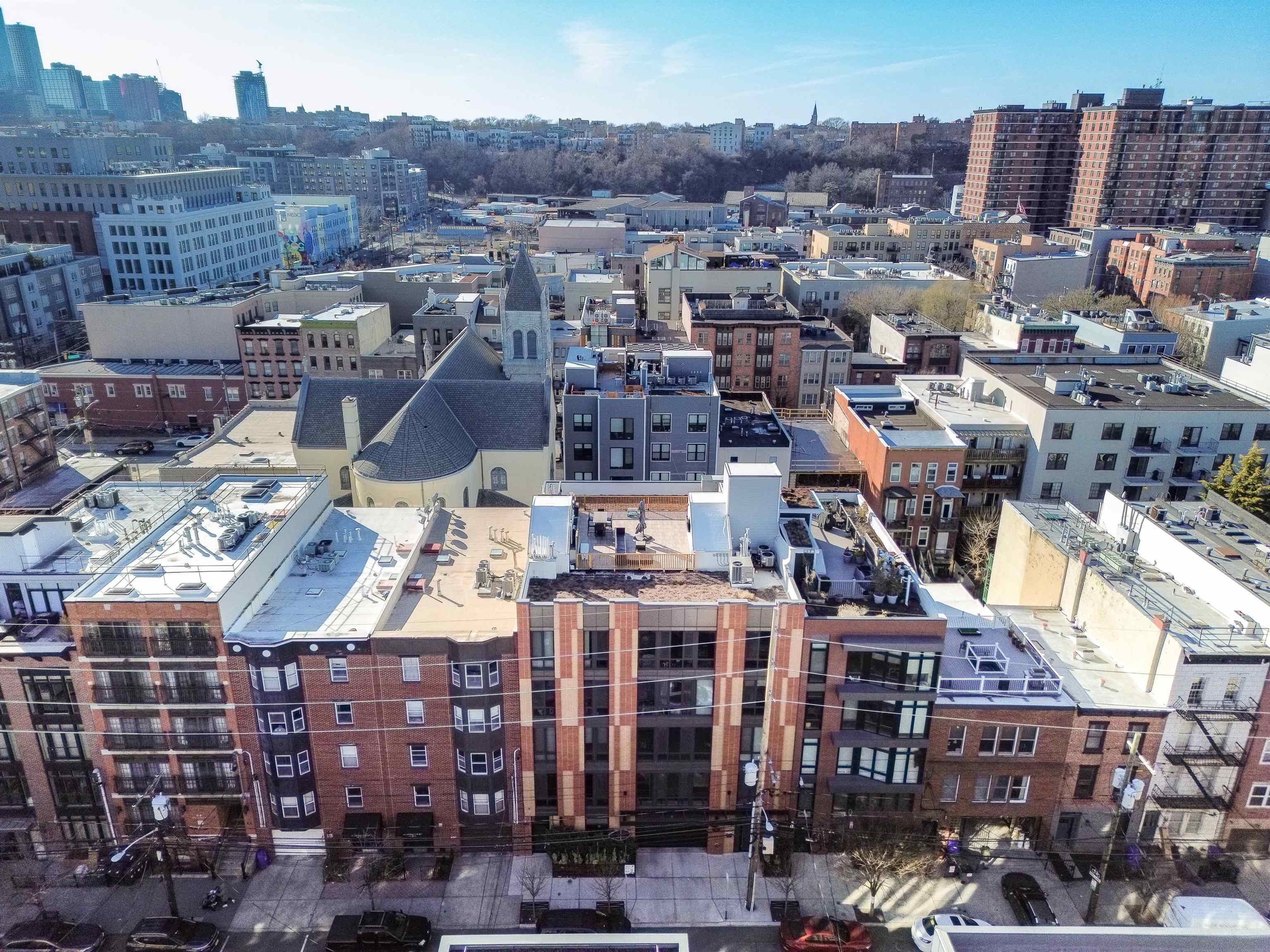 70 MADISON ST Unit: 400