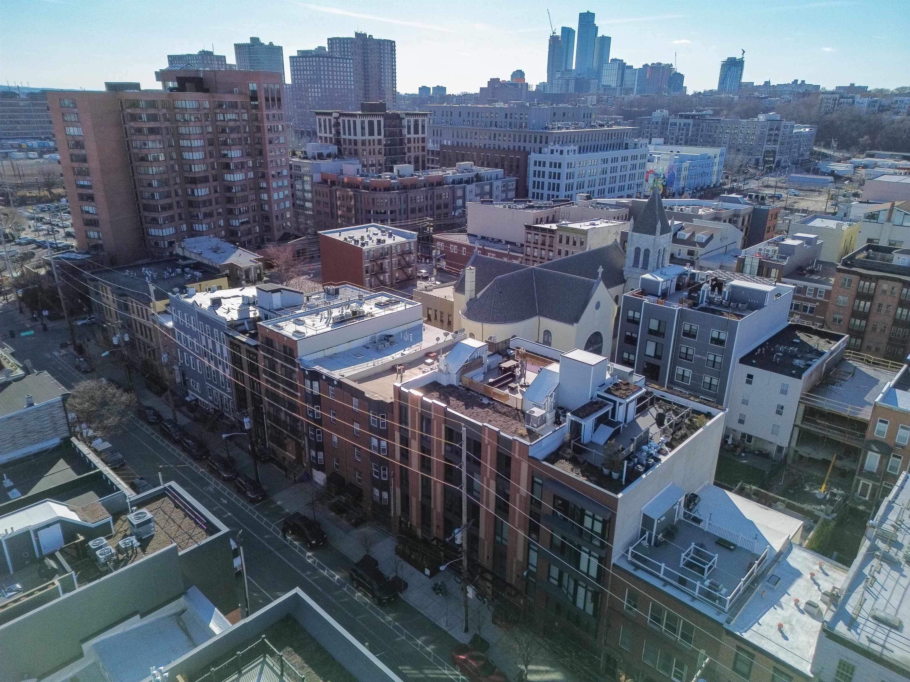 70 MADISON ST Unit: 400
