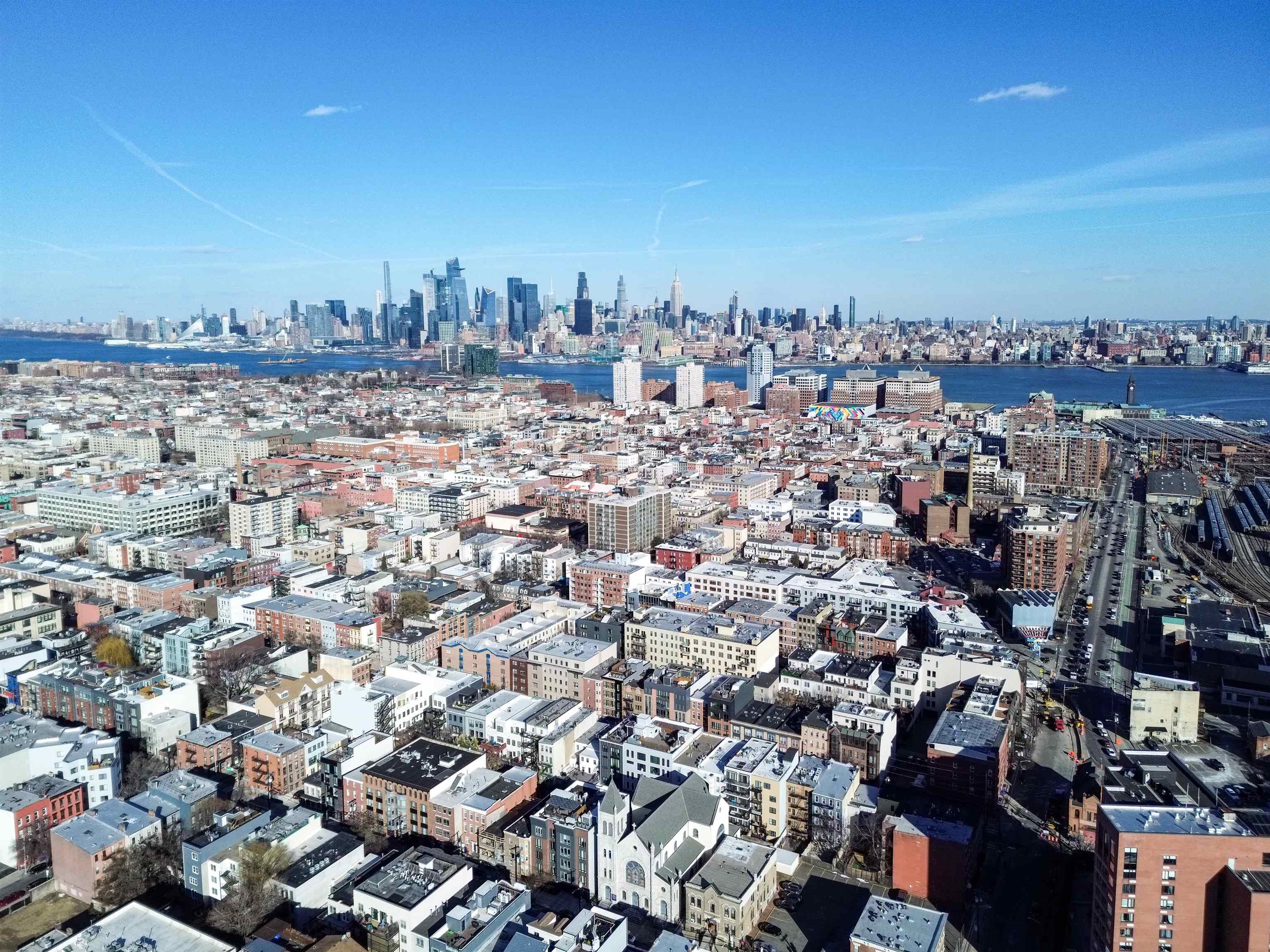 70 MADISON ST Unit: 400