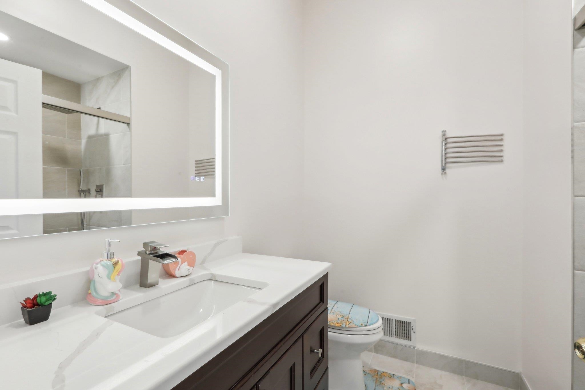 333 OSWEGO CT Unit: 333