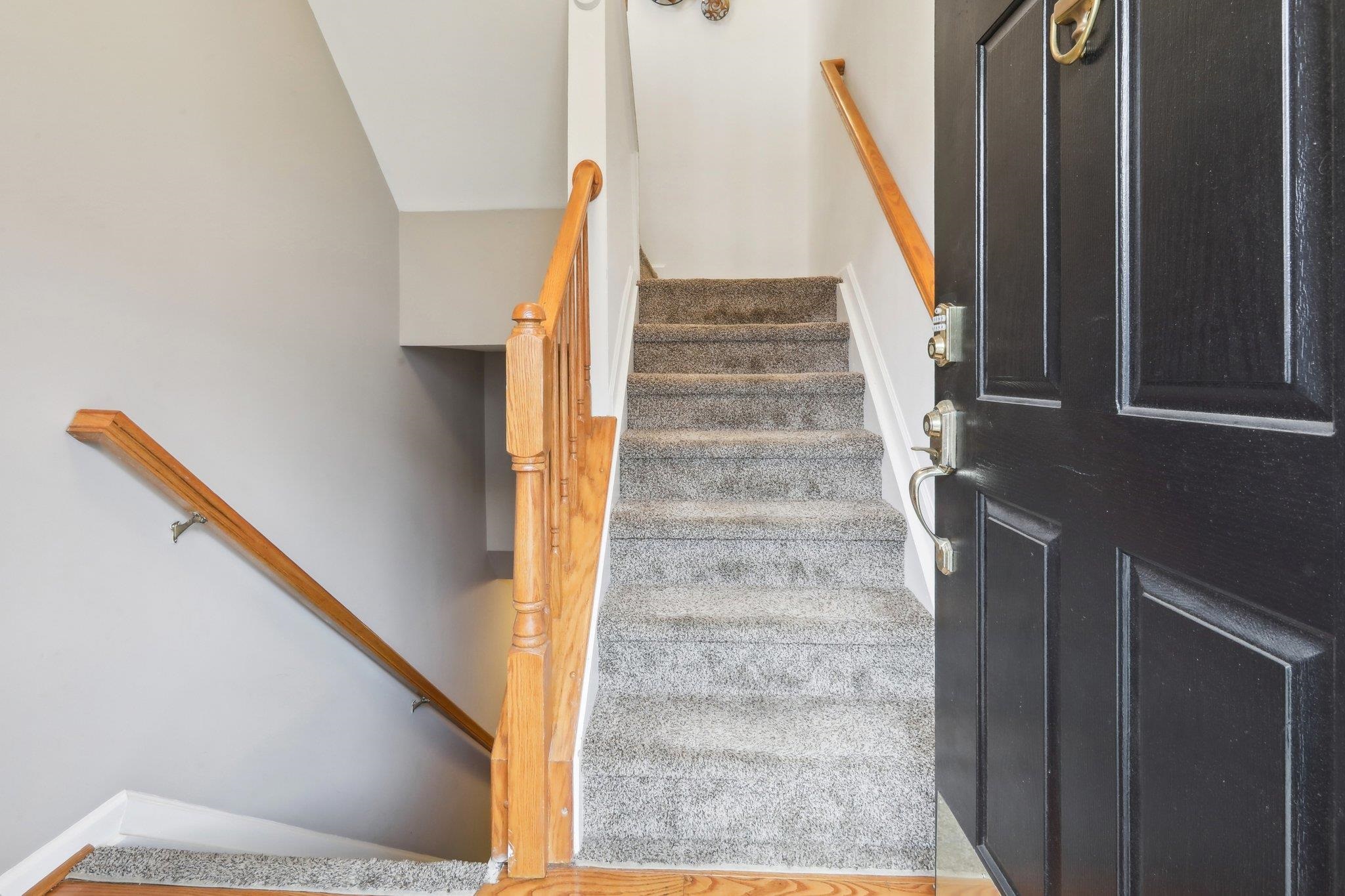 333 OSWEGO CT Unit: 333