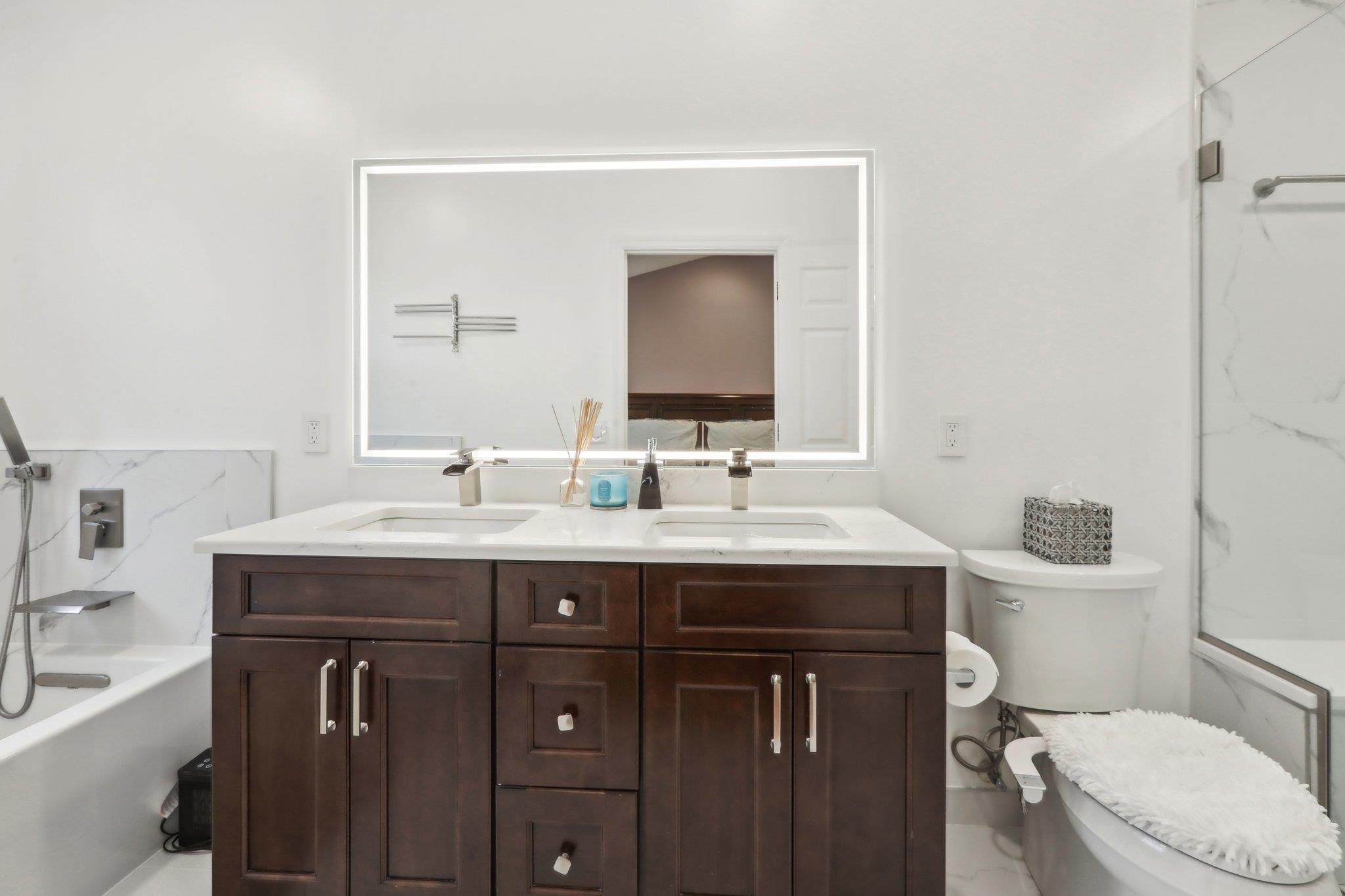 333 OSWEGO CT Unit: 333