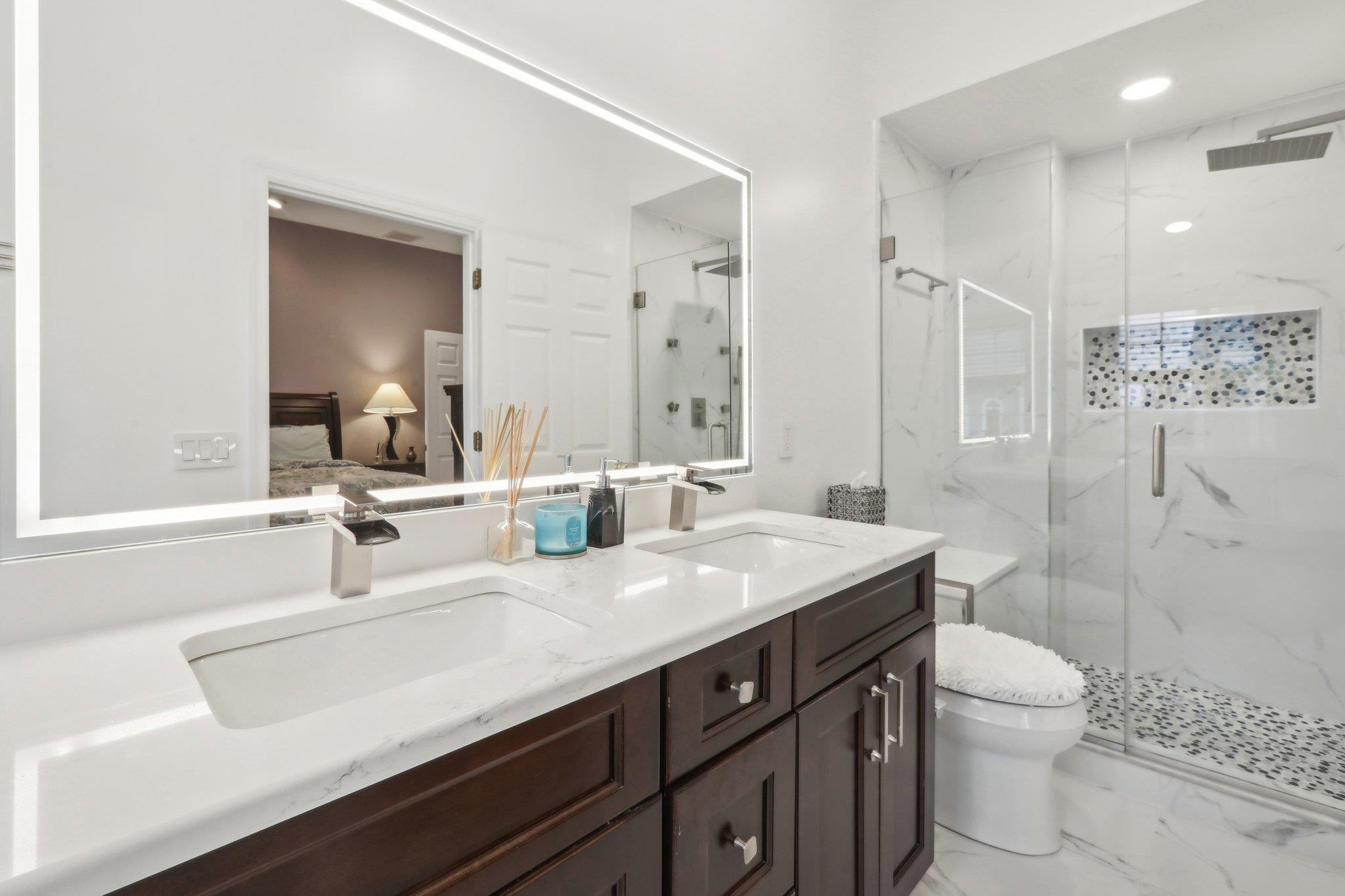 333 OSWEGO CT Unit: 333