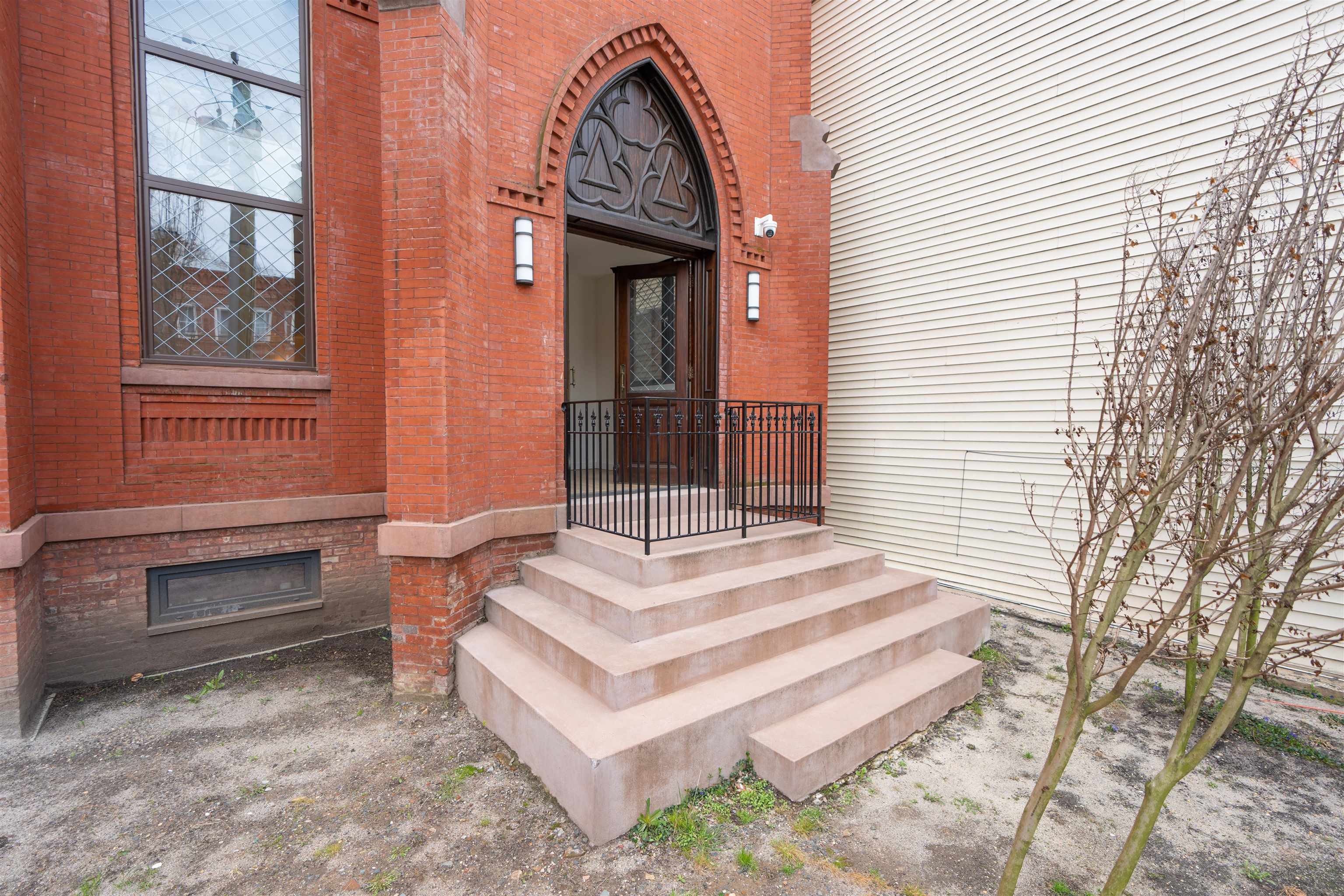 328 PACIFIC AVE Unit: 302