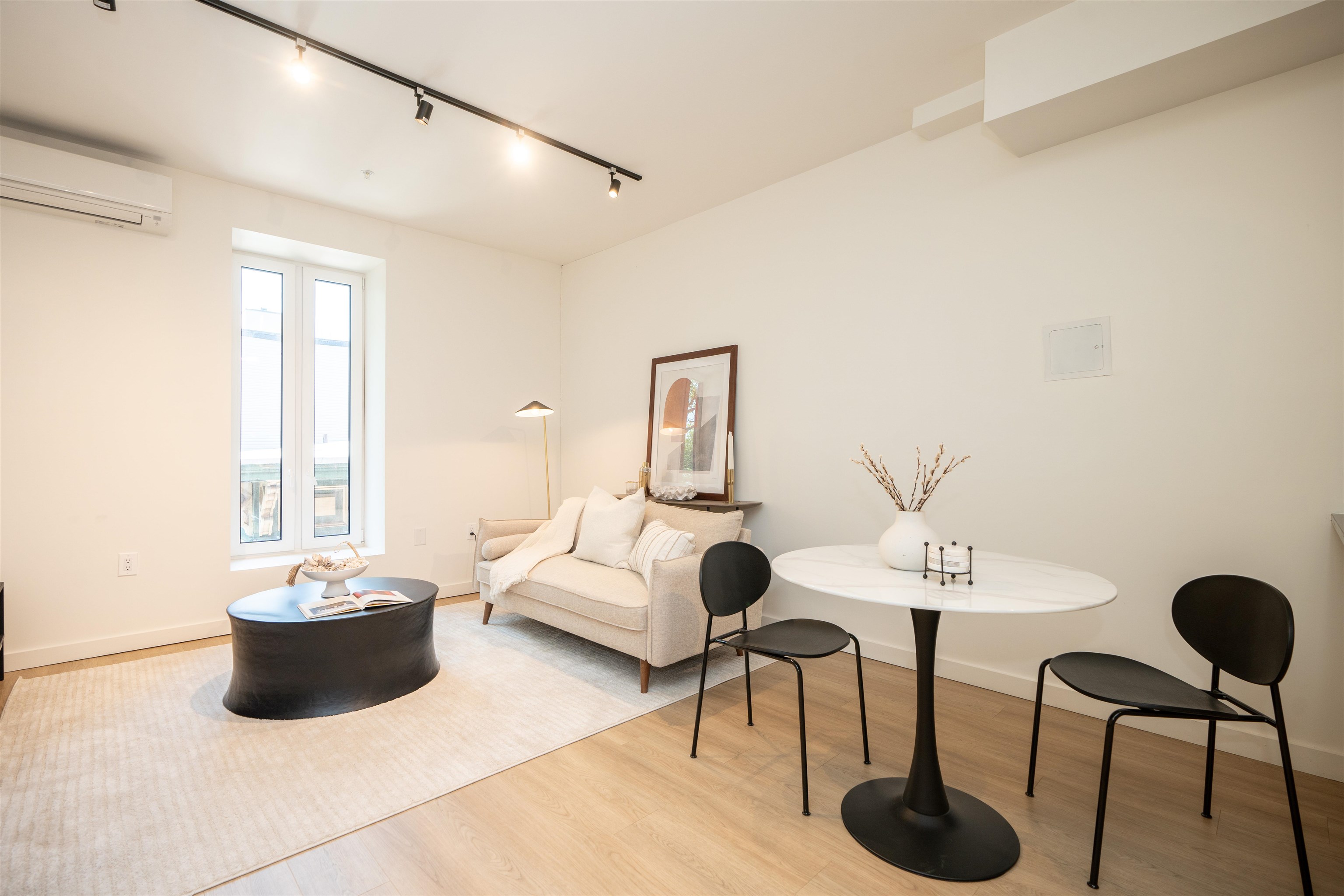 328 PACIFIC AVE Unit: 302