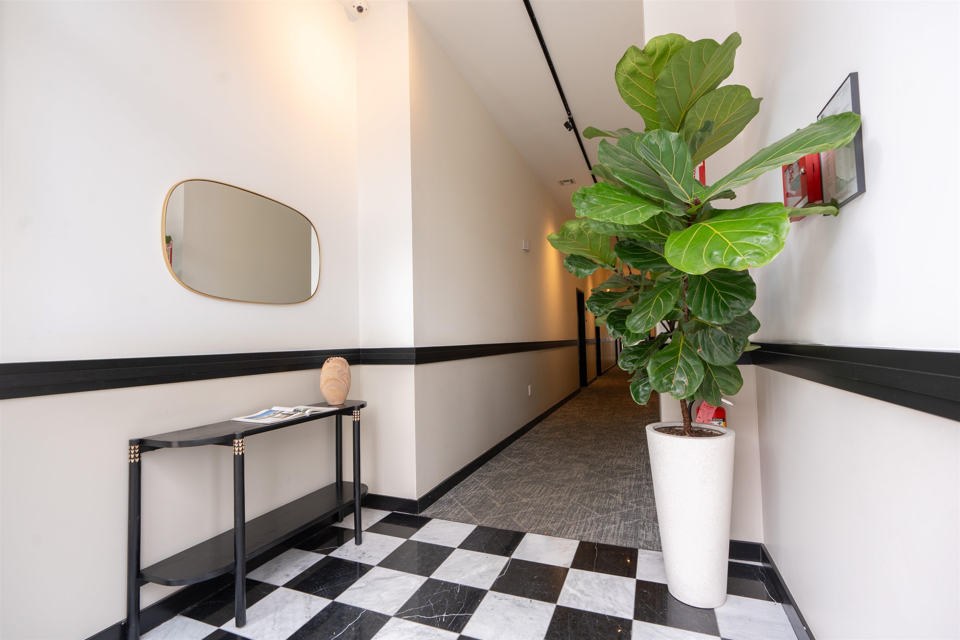 328 PACIFIC AVE Unit: 302