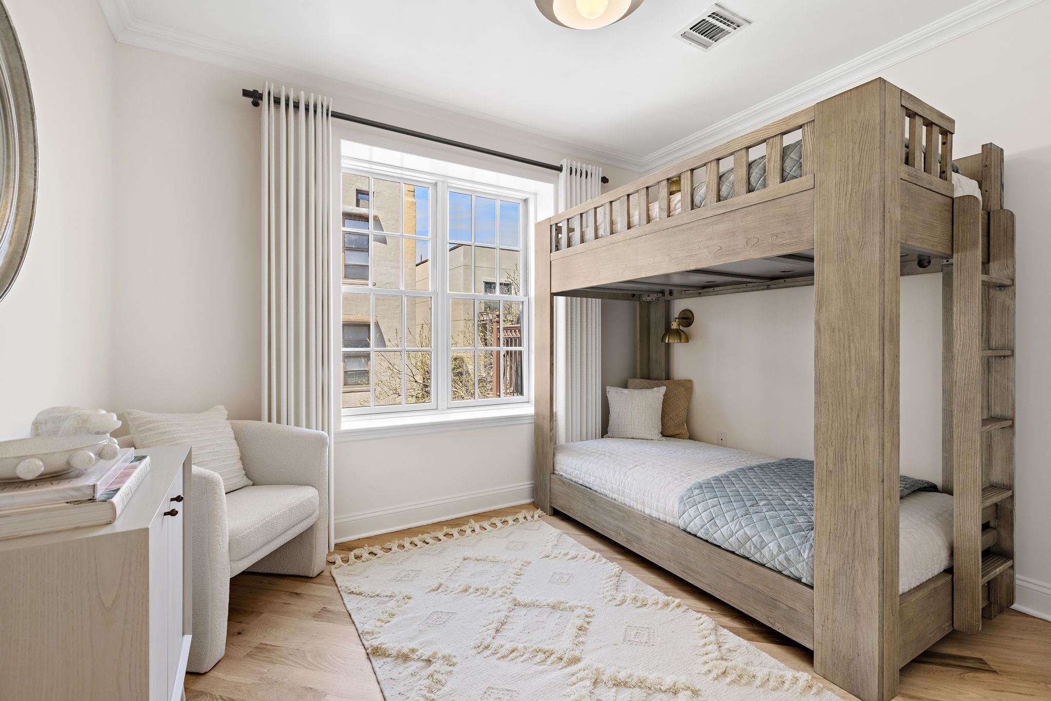 74 MONROE ST Unit: 7