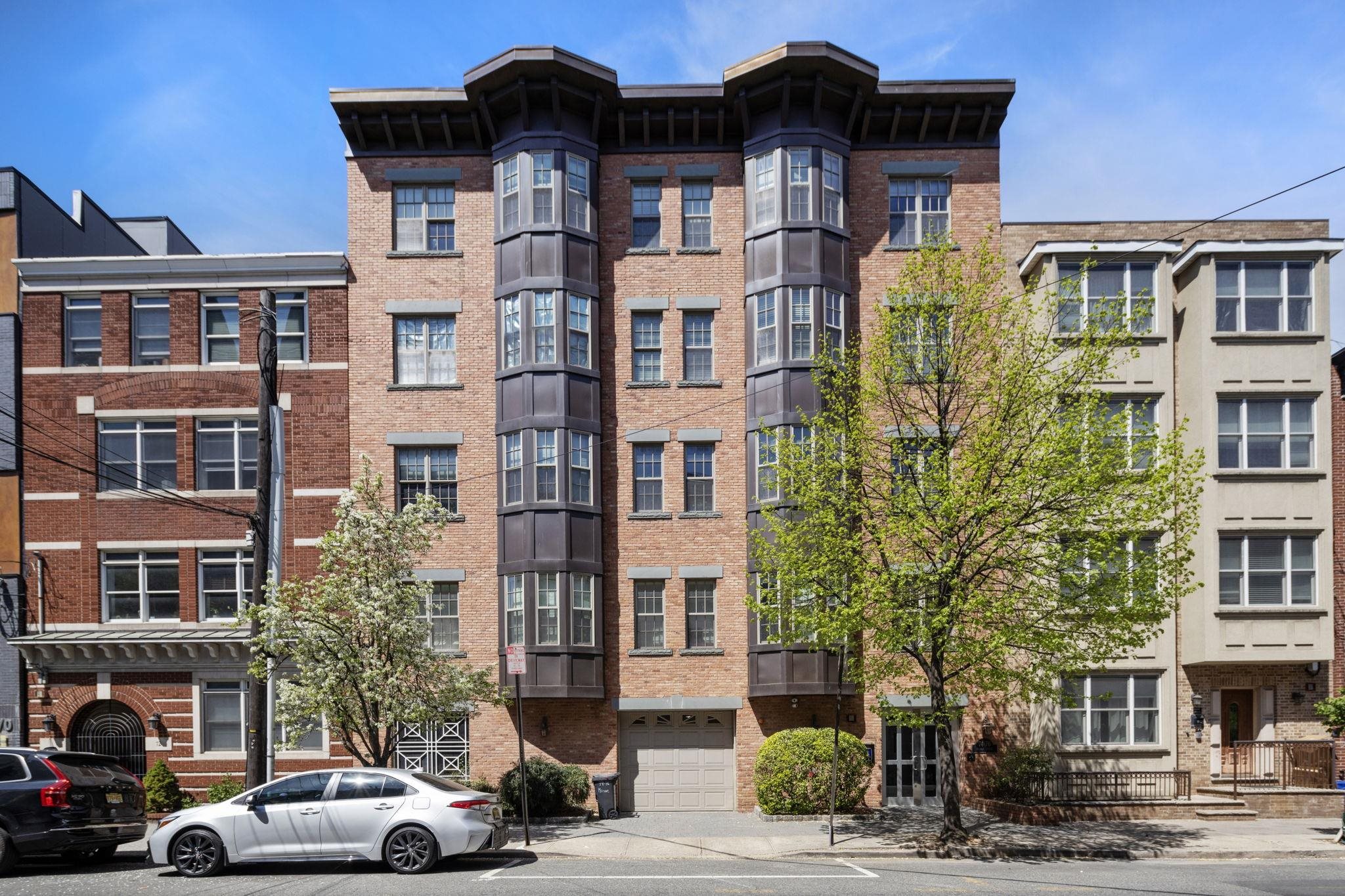 74 MONROE ST Unit: 7