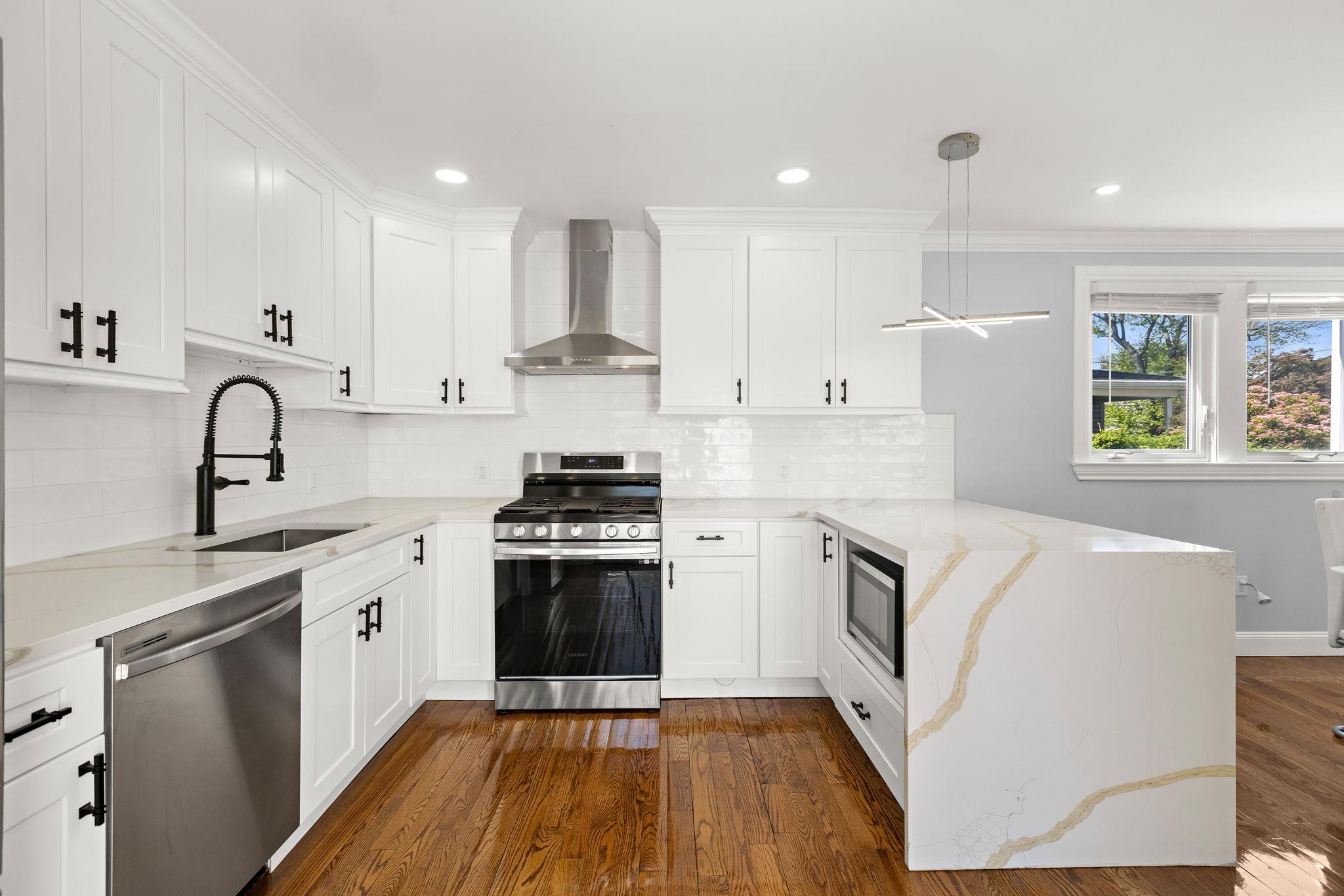 123 PARK AVE