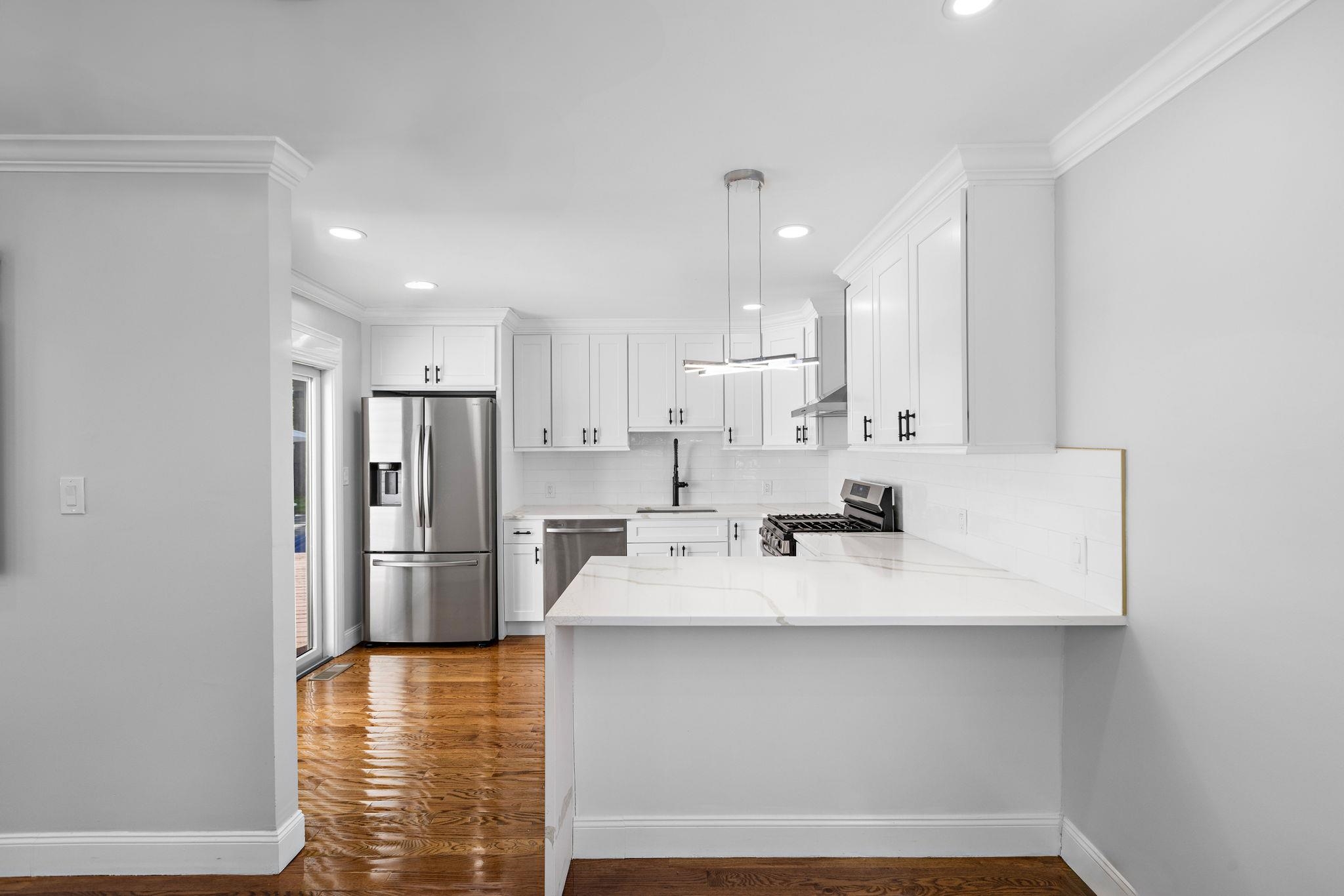 123 PARK AVE