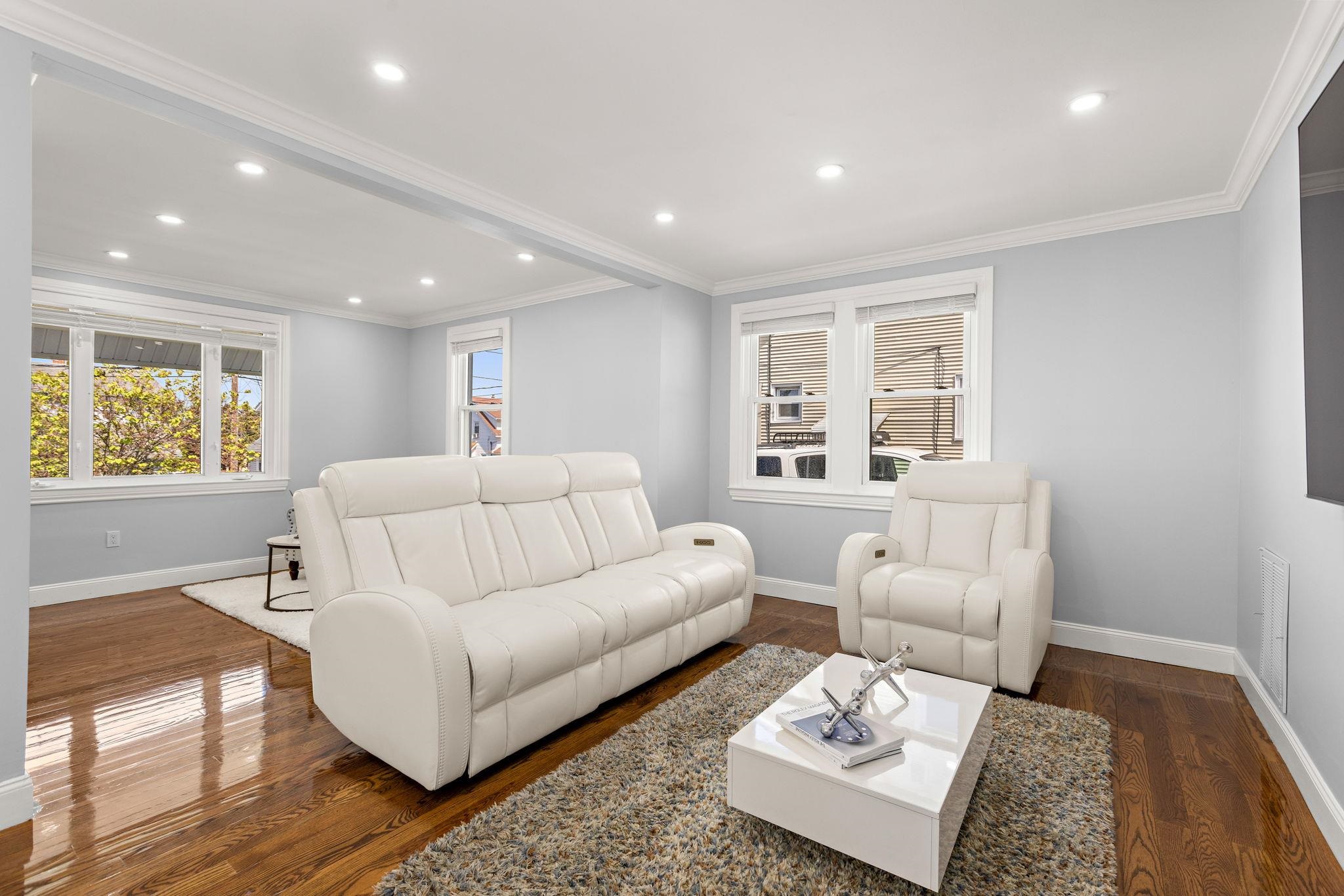 123 PARK AVE