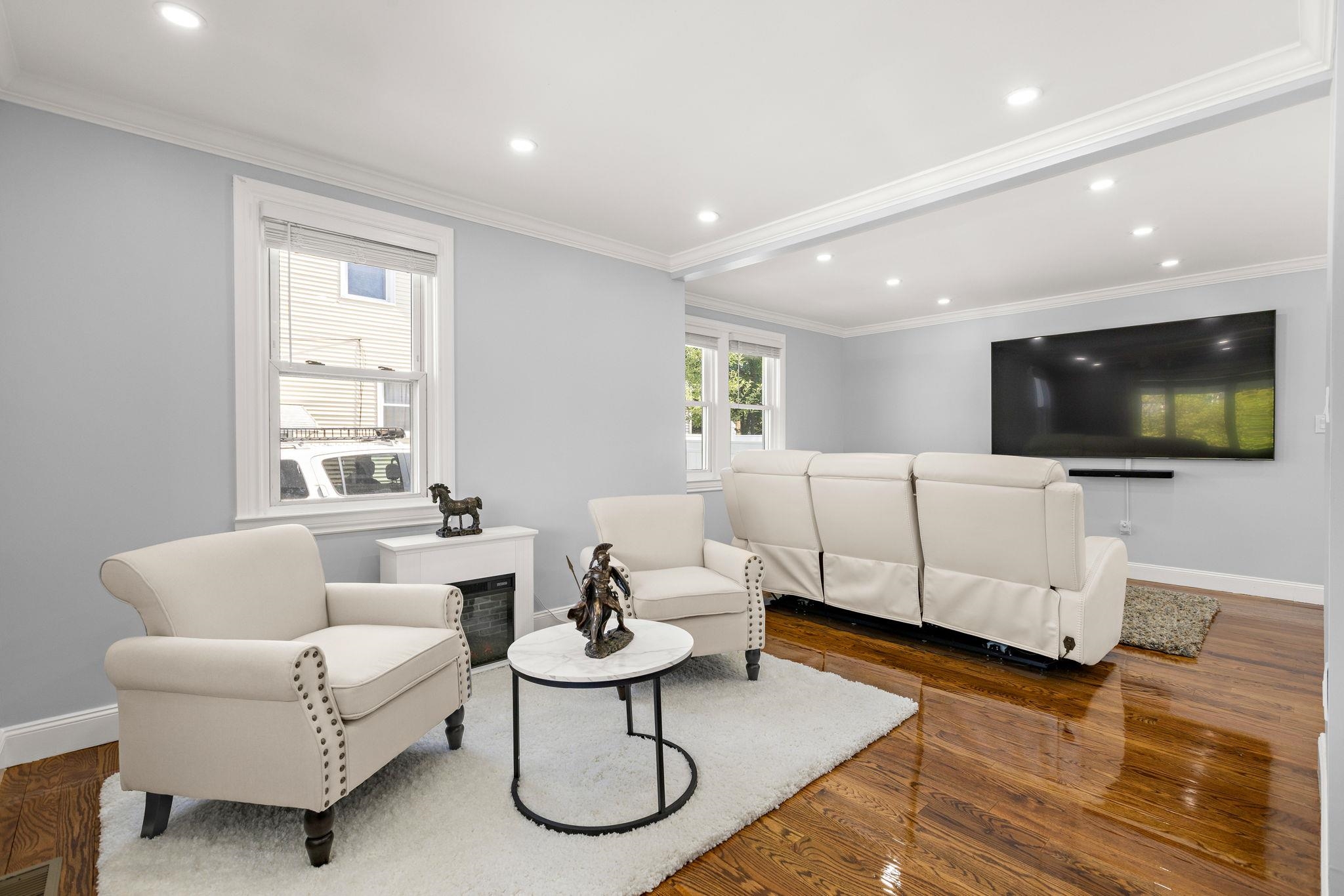 123 PARK AVE