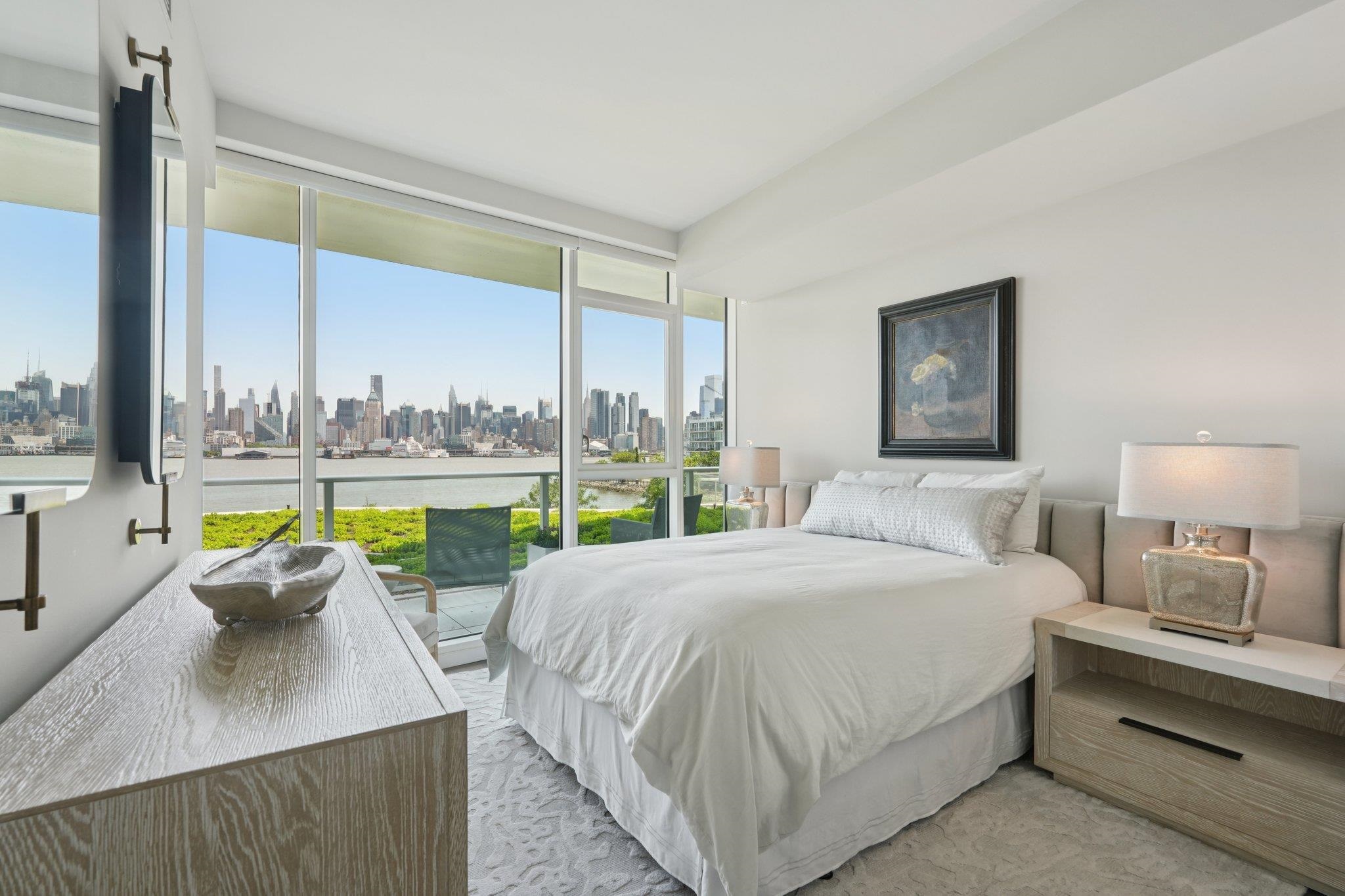 800 AVENUE AT PORT IMPERIAL Unit: 305