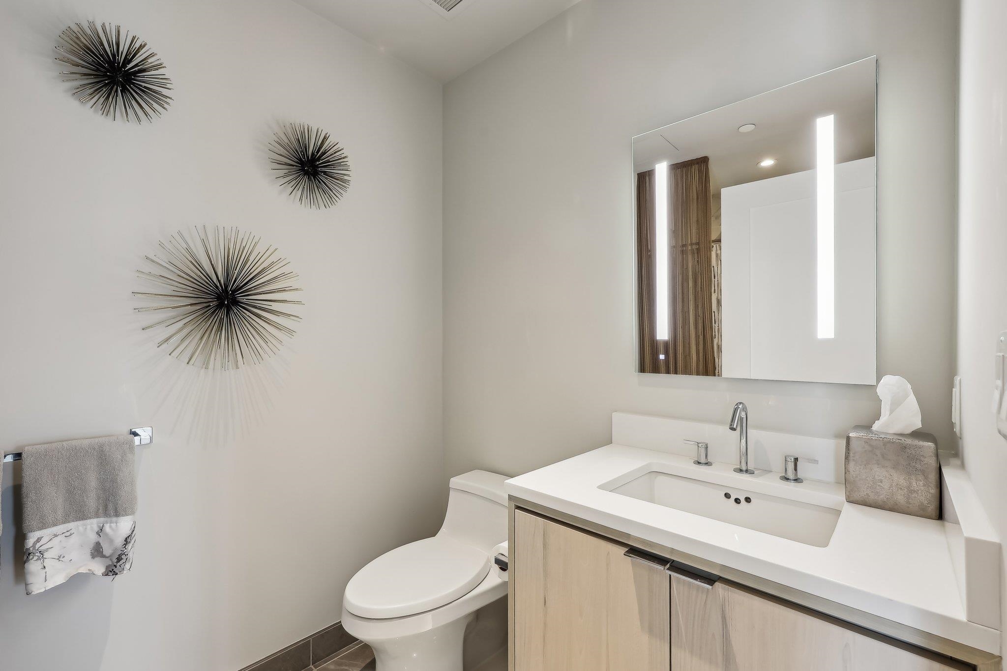 800 AVENUE AT PORT IMPERIAL Unit: 305