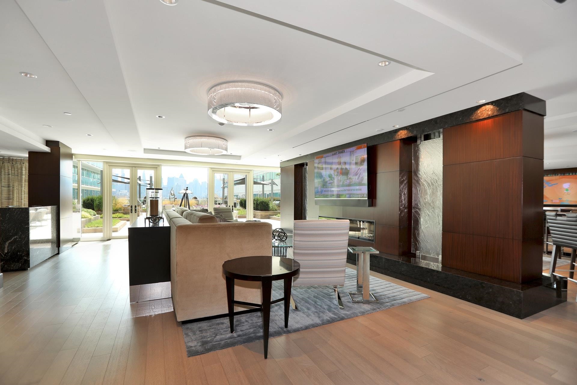 800 AVENUE AT PORT IMPERIAL Unit: 305