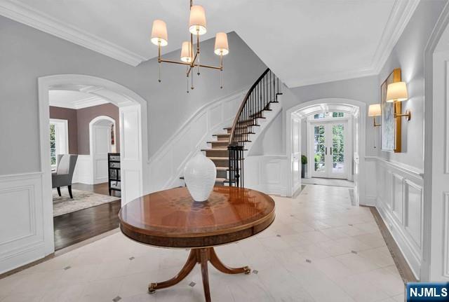 396 Crescent Drive