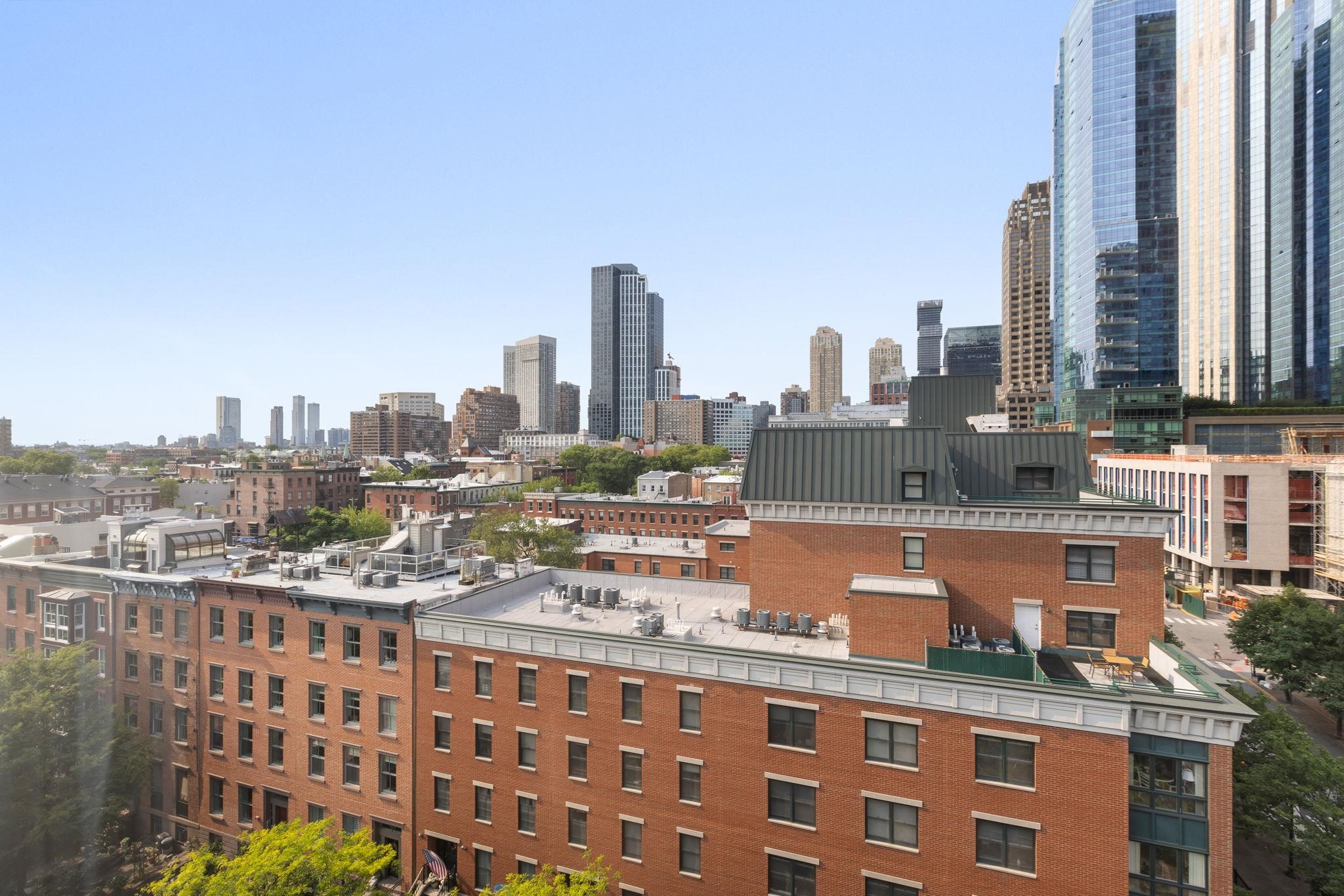 1 GREENE ST Unit: 710