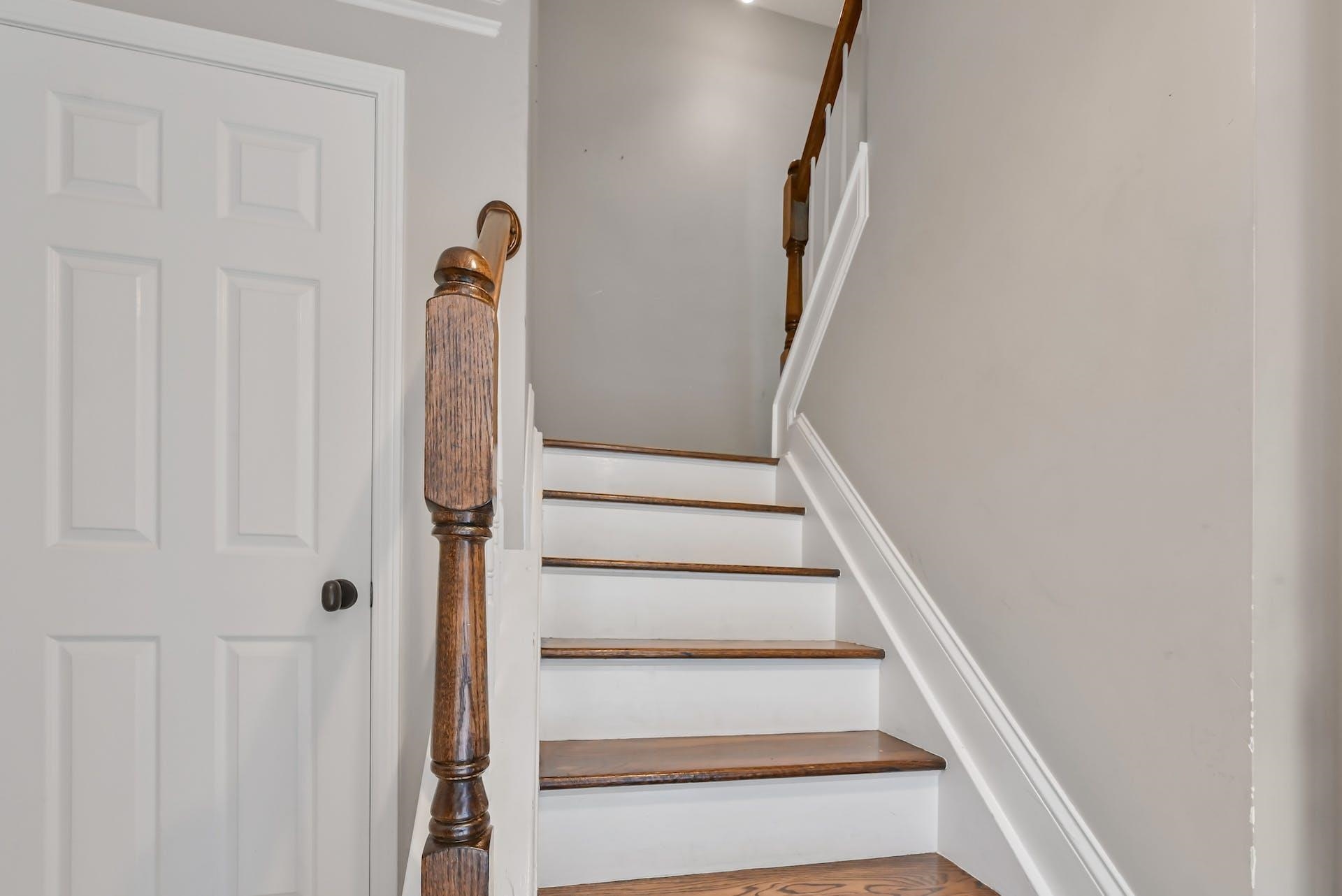 172 PRICE CT Unit: 172
