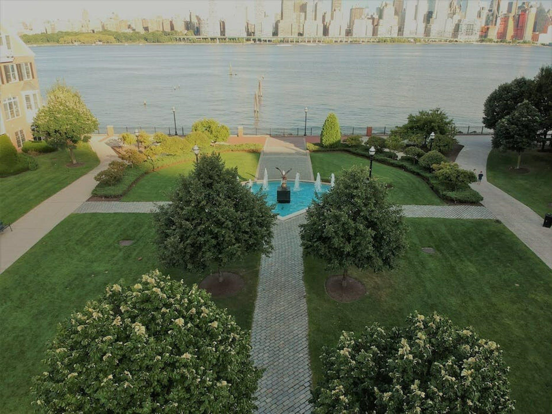 172 PRICE CT Unit: 172