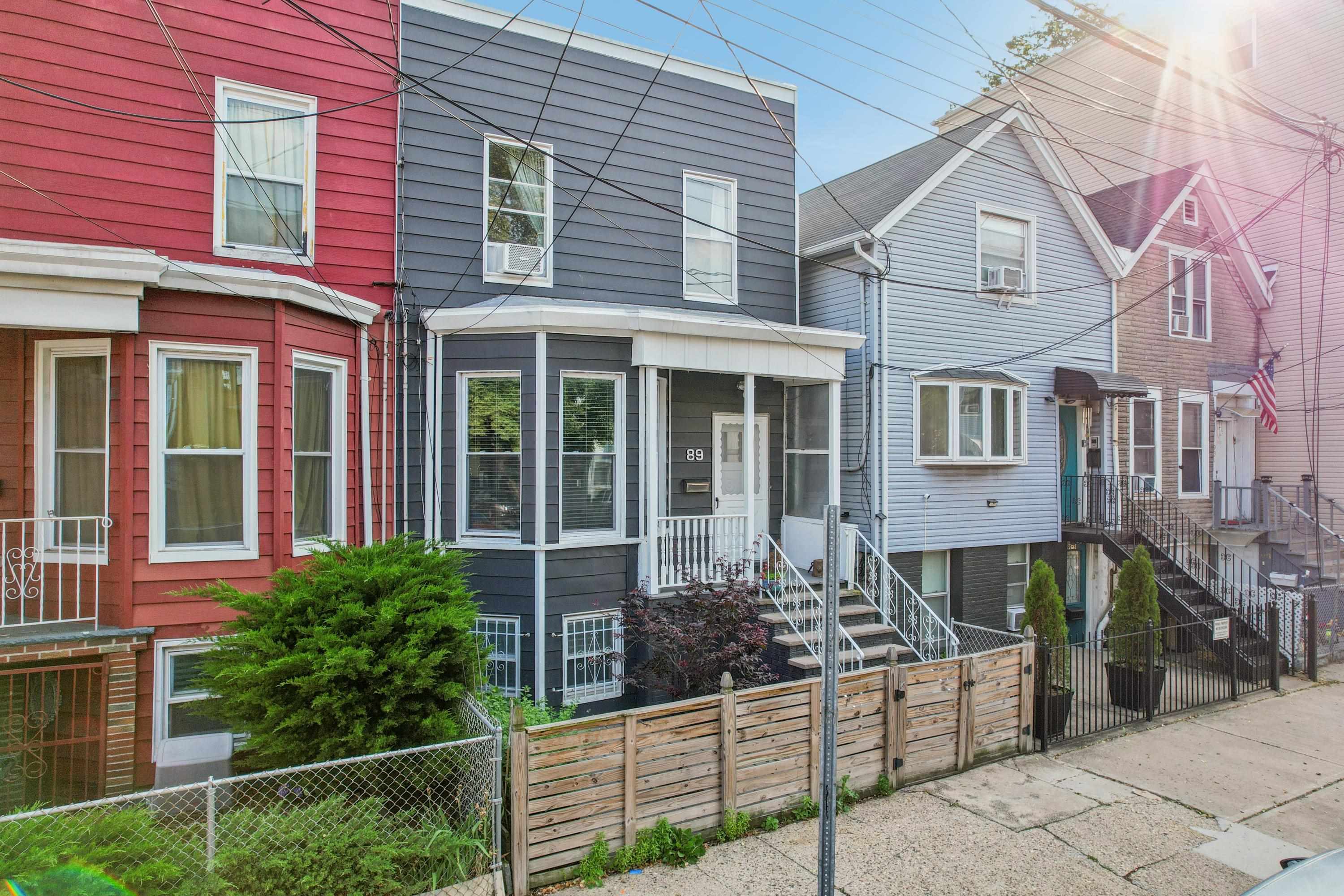 89 PROSPECT ST