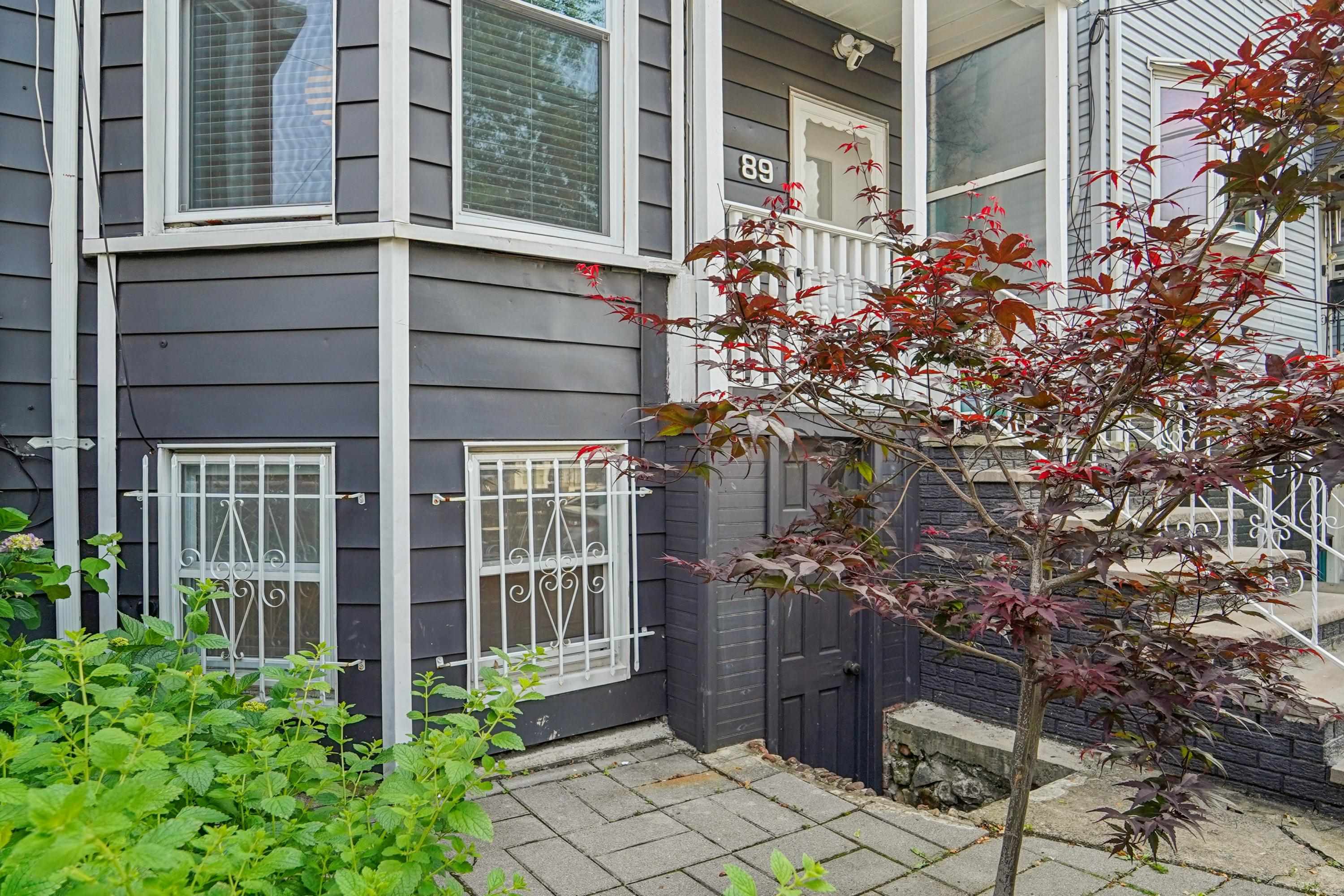 89 PROSPECT ST