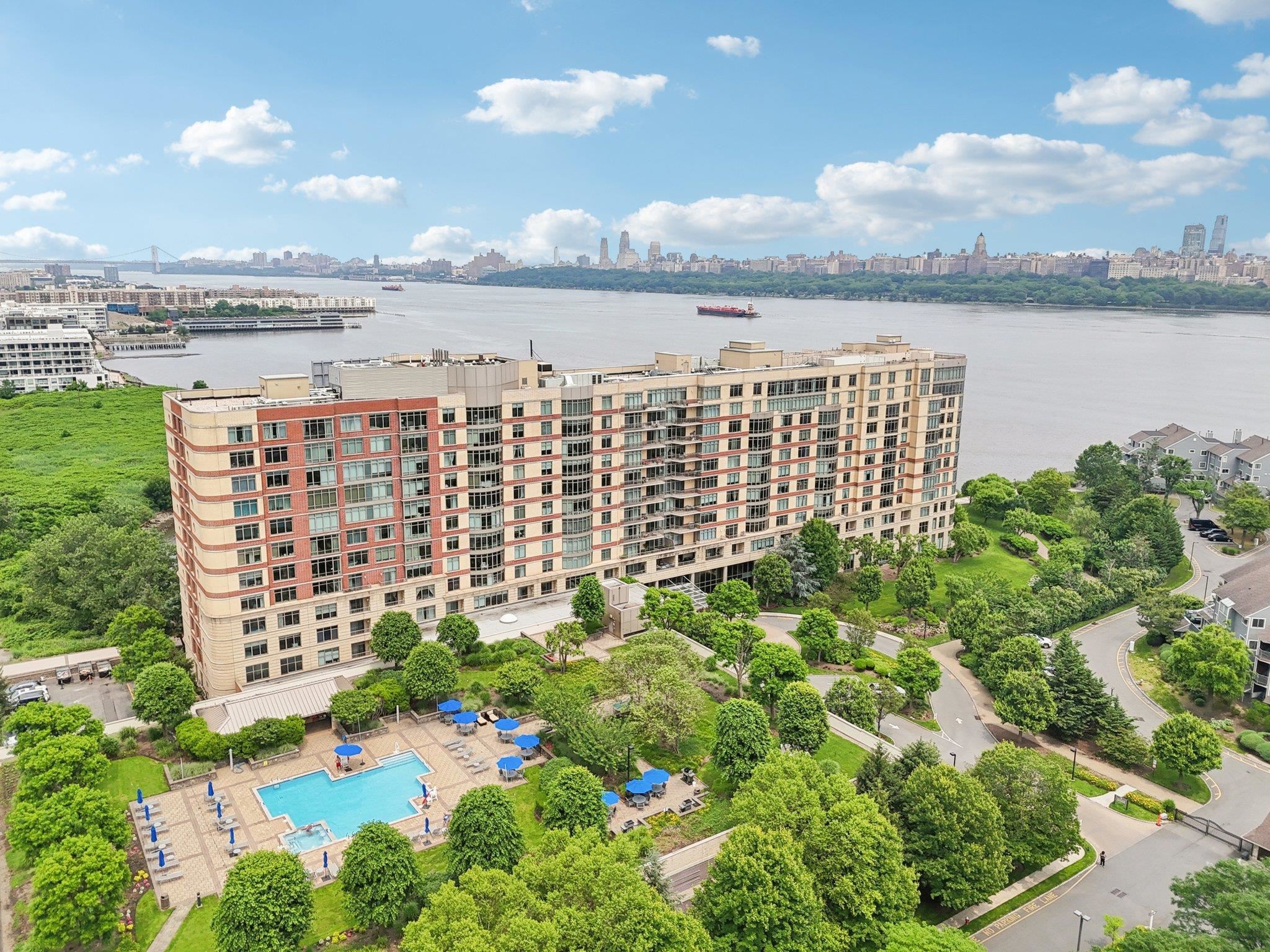 8100 RIVER RD Unit: 1215