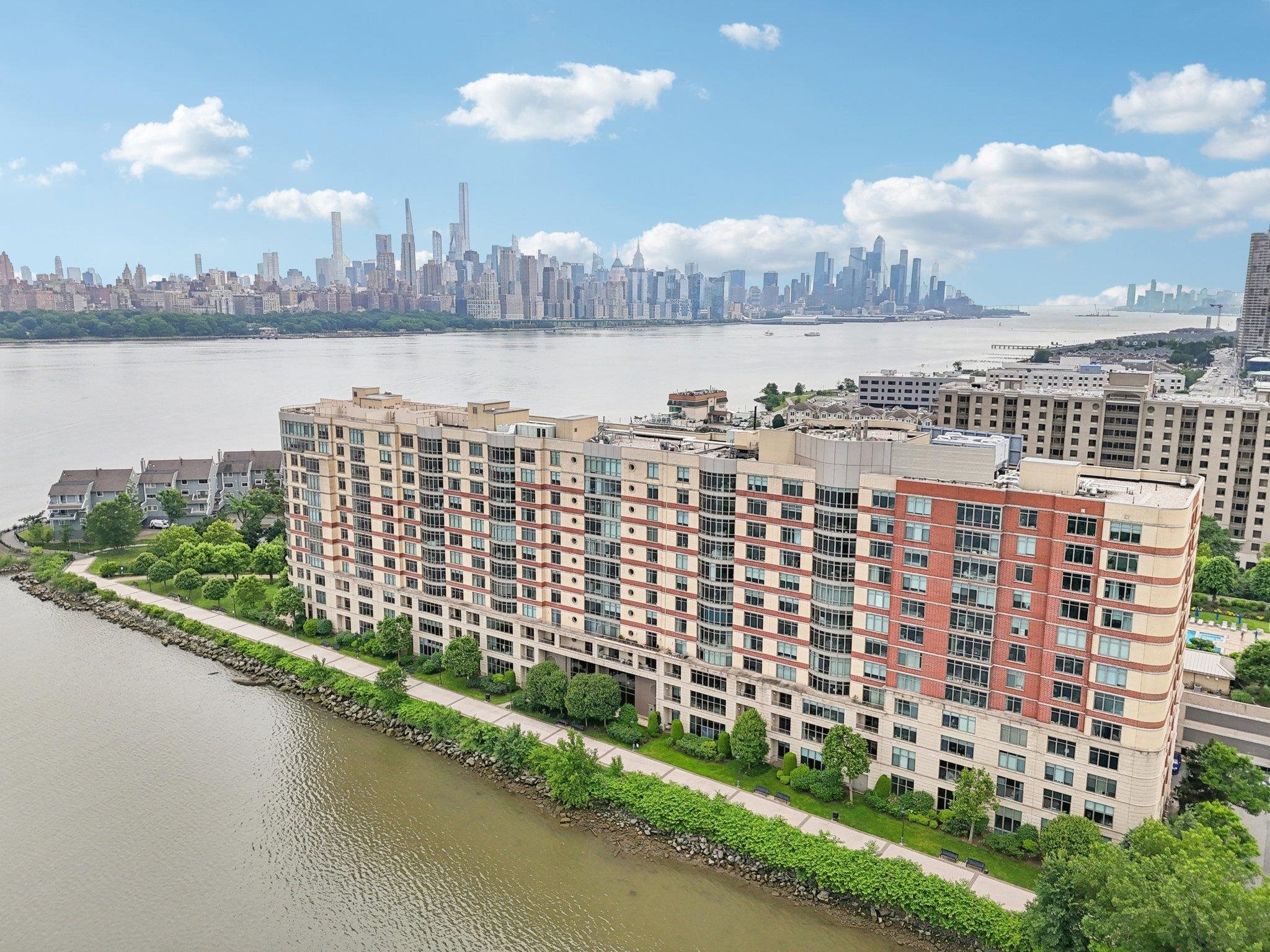 8100 RIVER RD Unit: 1215