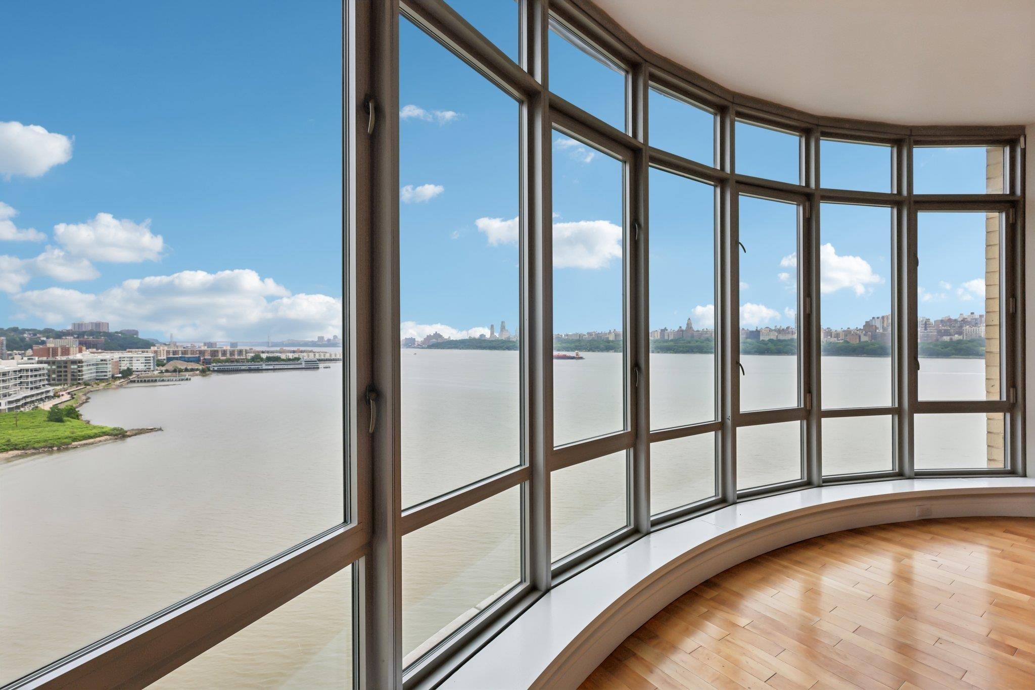 8100 RIVER RD Unit: 1215