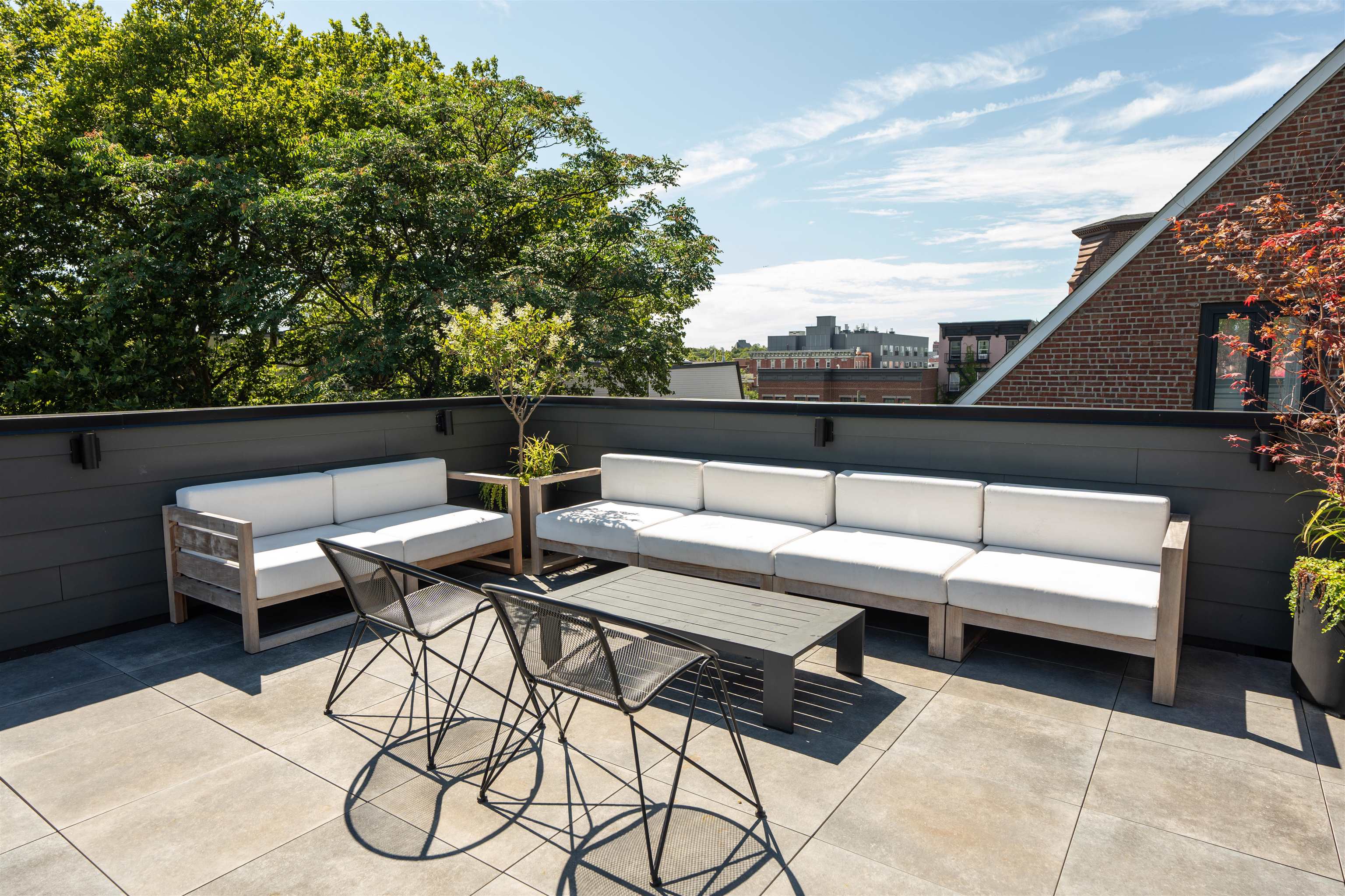328 PACIFIC AVE Unit: 203