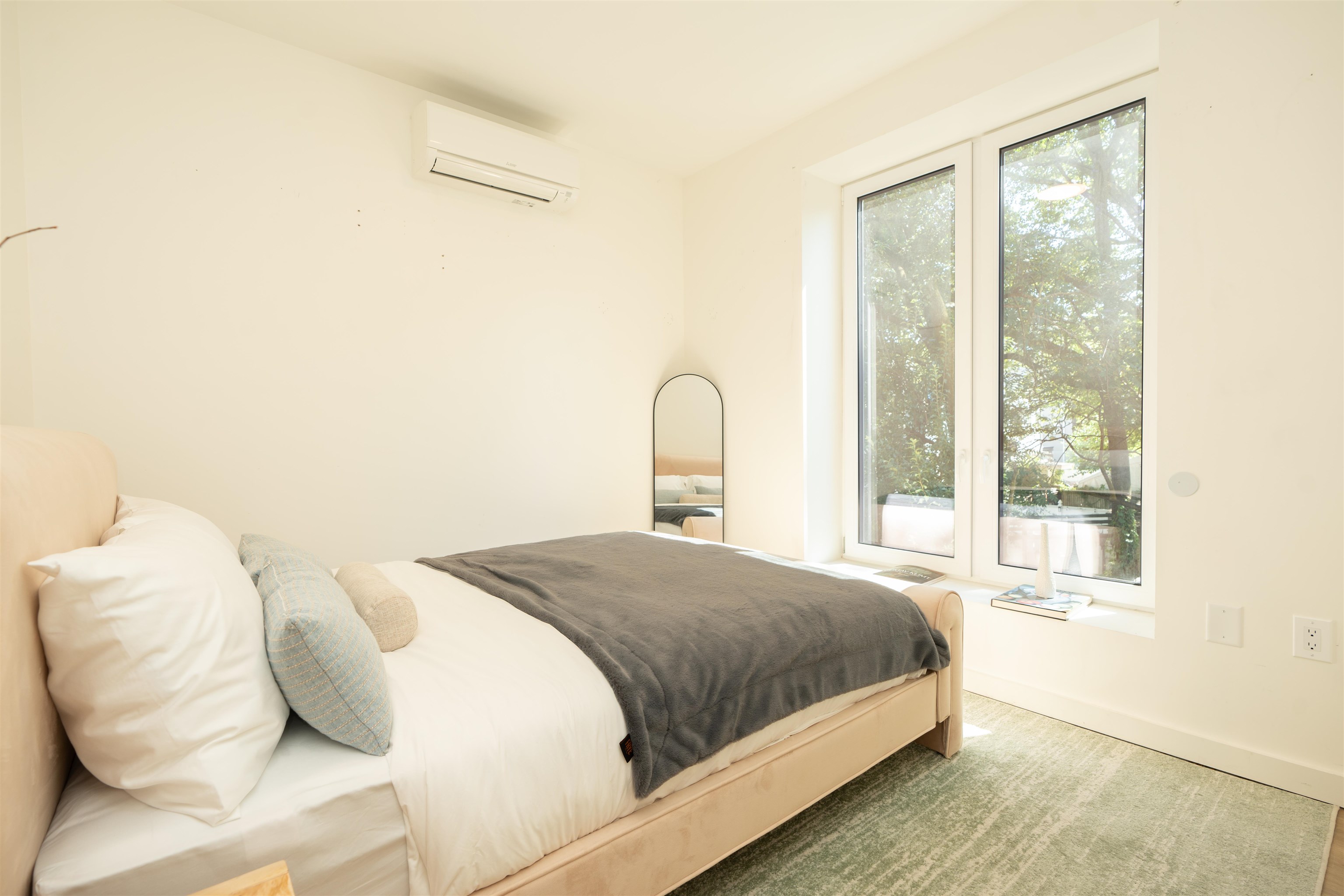 328 PACIFIC AVE Unit: 203
