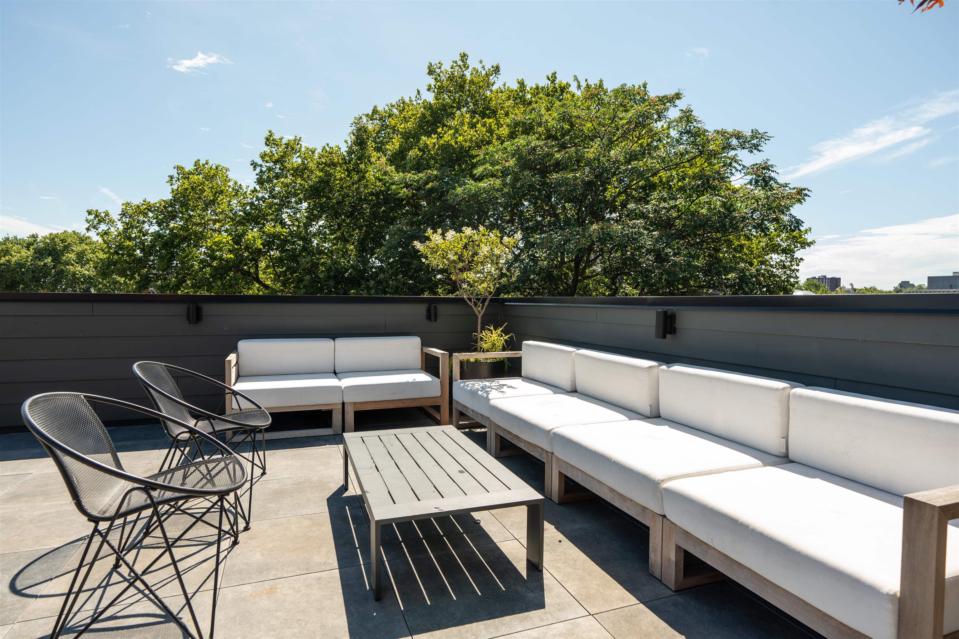328 PACIFIC AVE Unit: 203