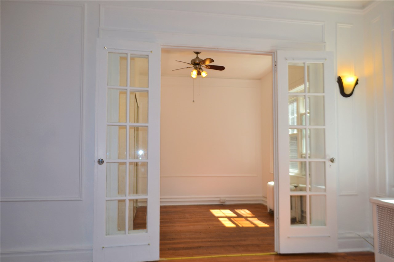 40 74TH ST Unit: 3C