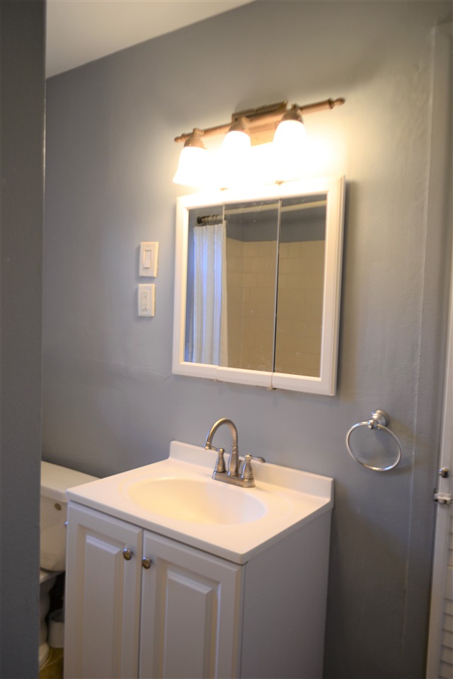 40 74TH ST Unit: 3C