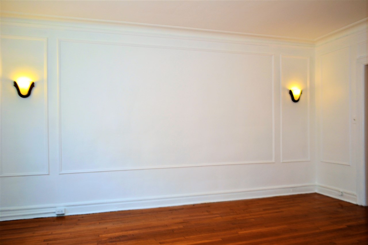 40 74TH ST Unit: 3C