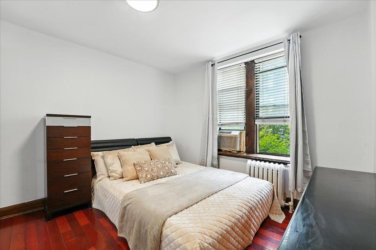 164 OGDEN AVE Unit: 105