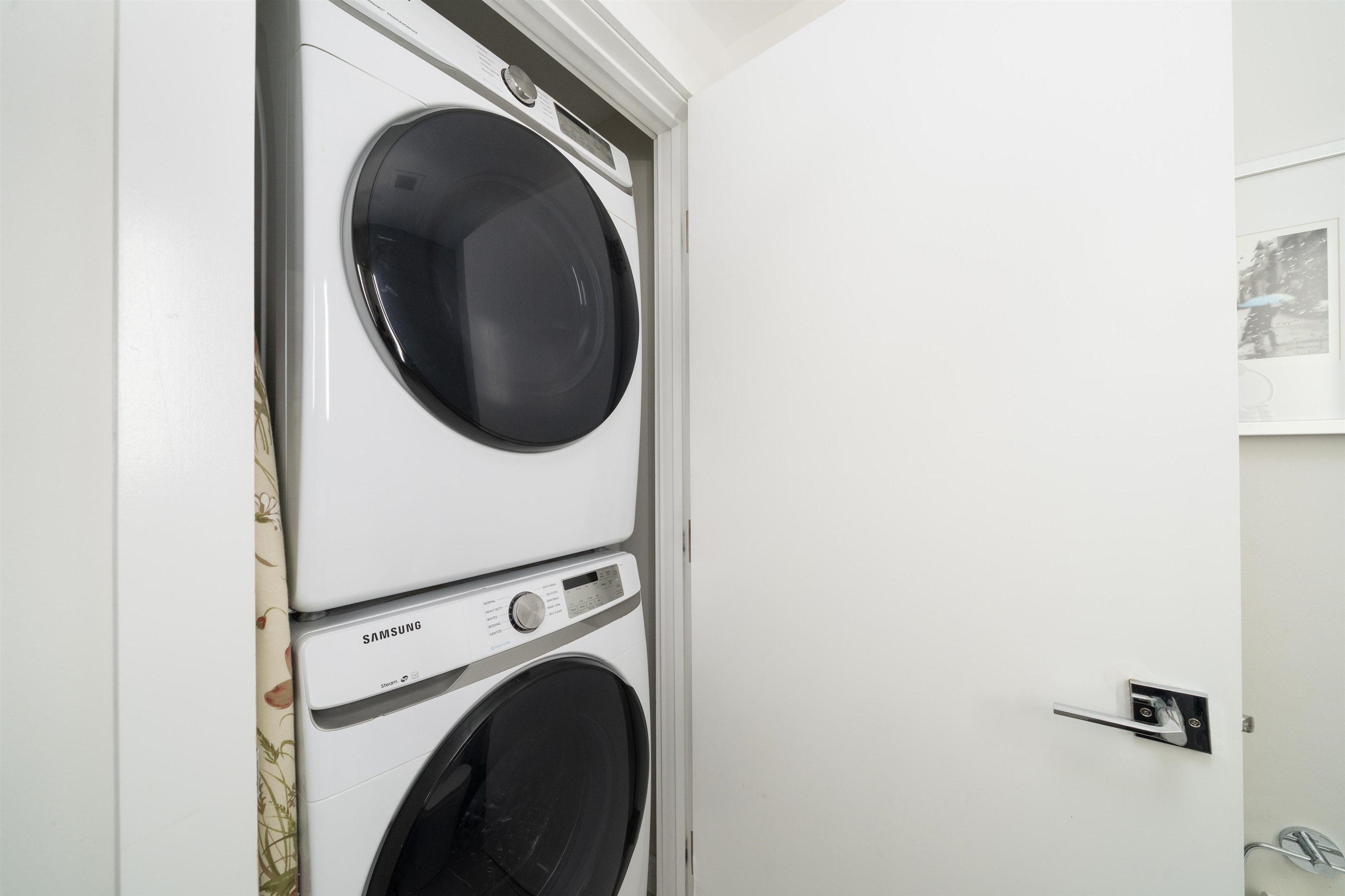 2 CONSTITUTION CT Unit: 103