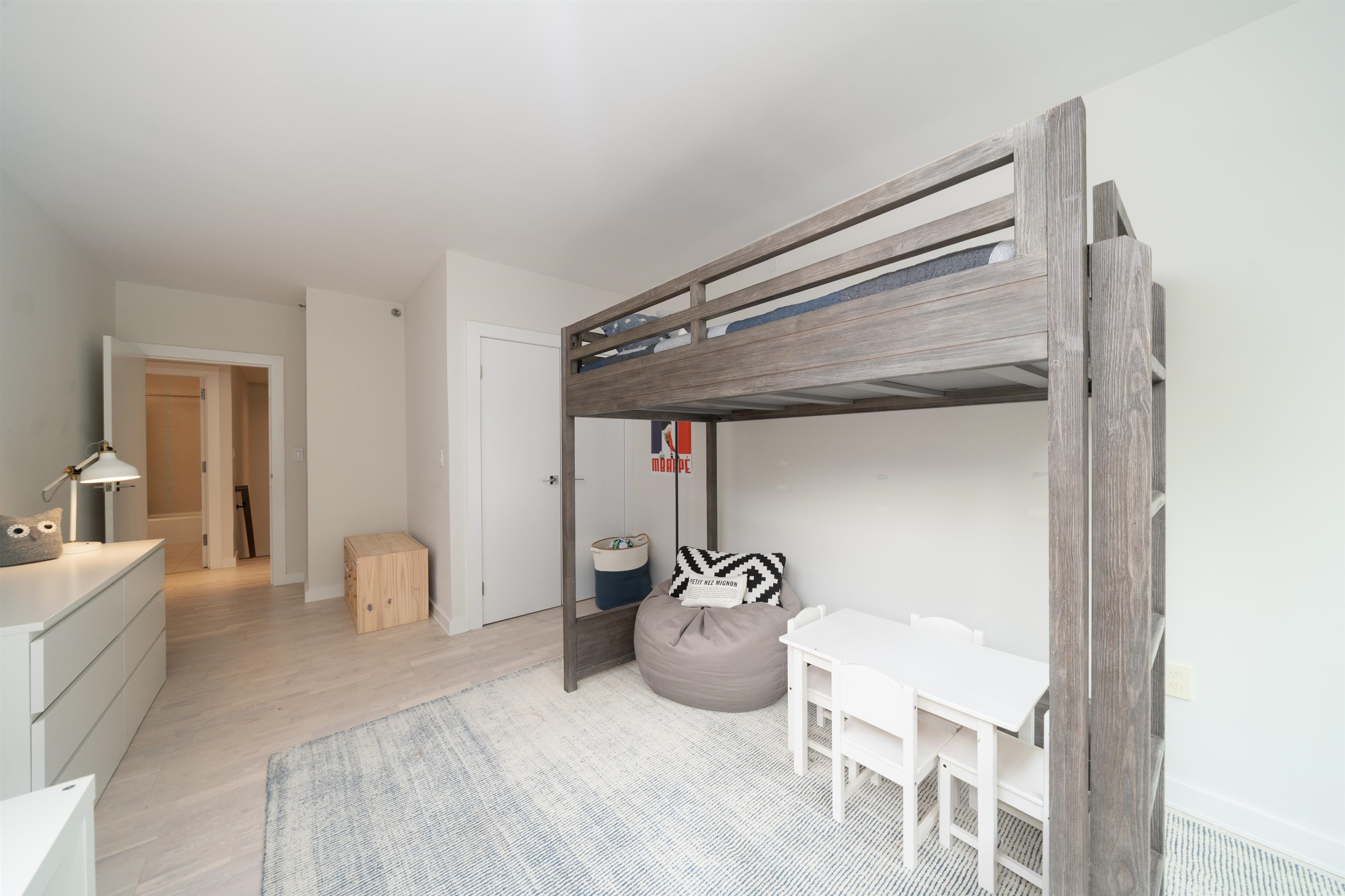2 CONSTITUTION CT Unit: 103