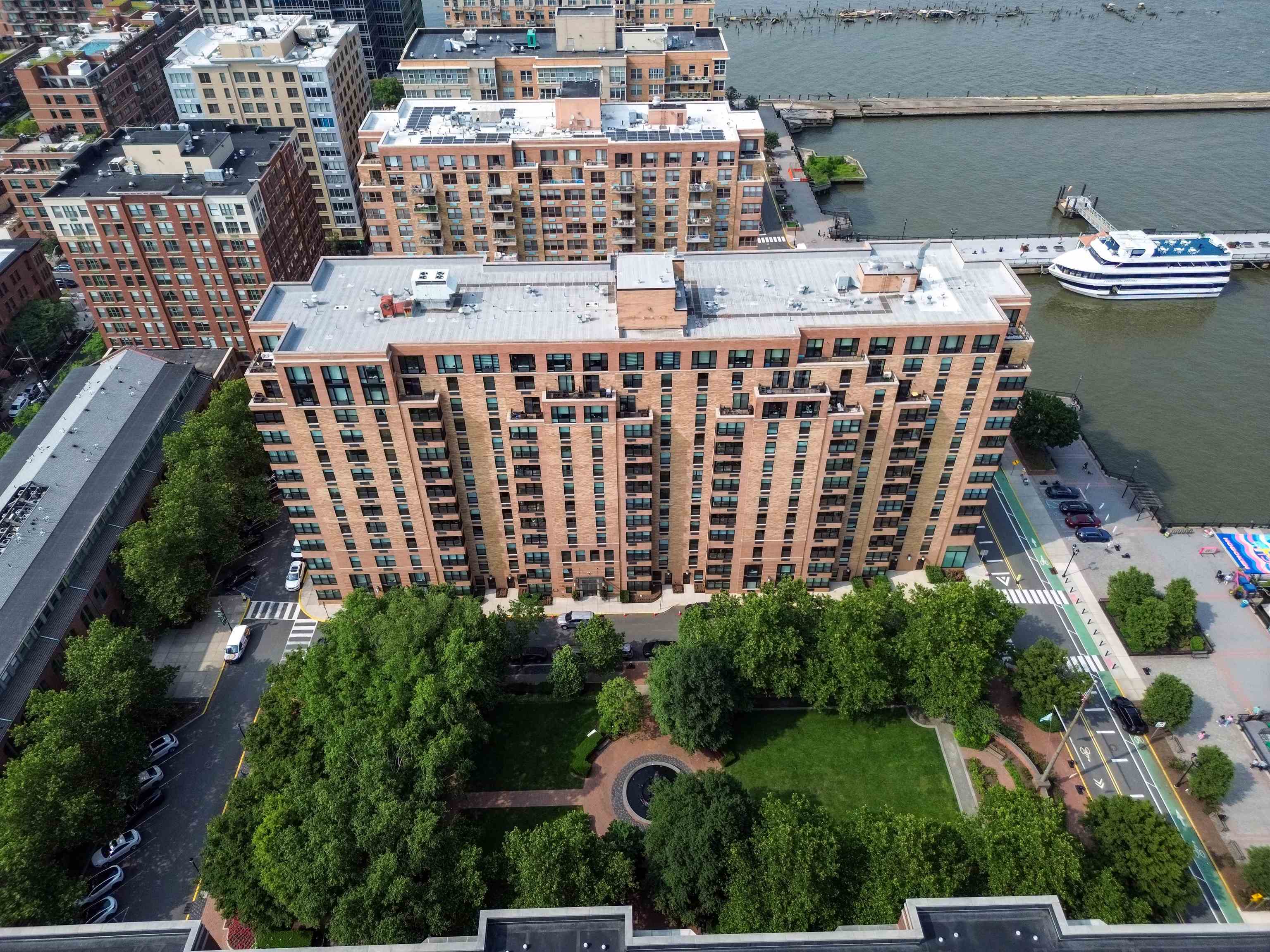 2 CONSTITUTION CT Unit: 103