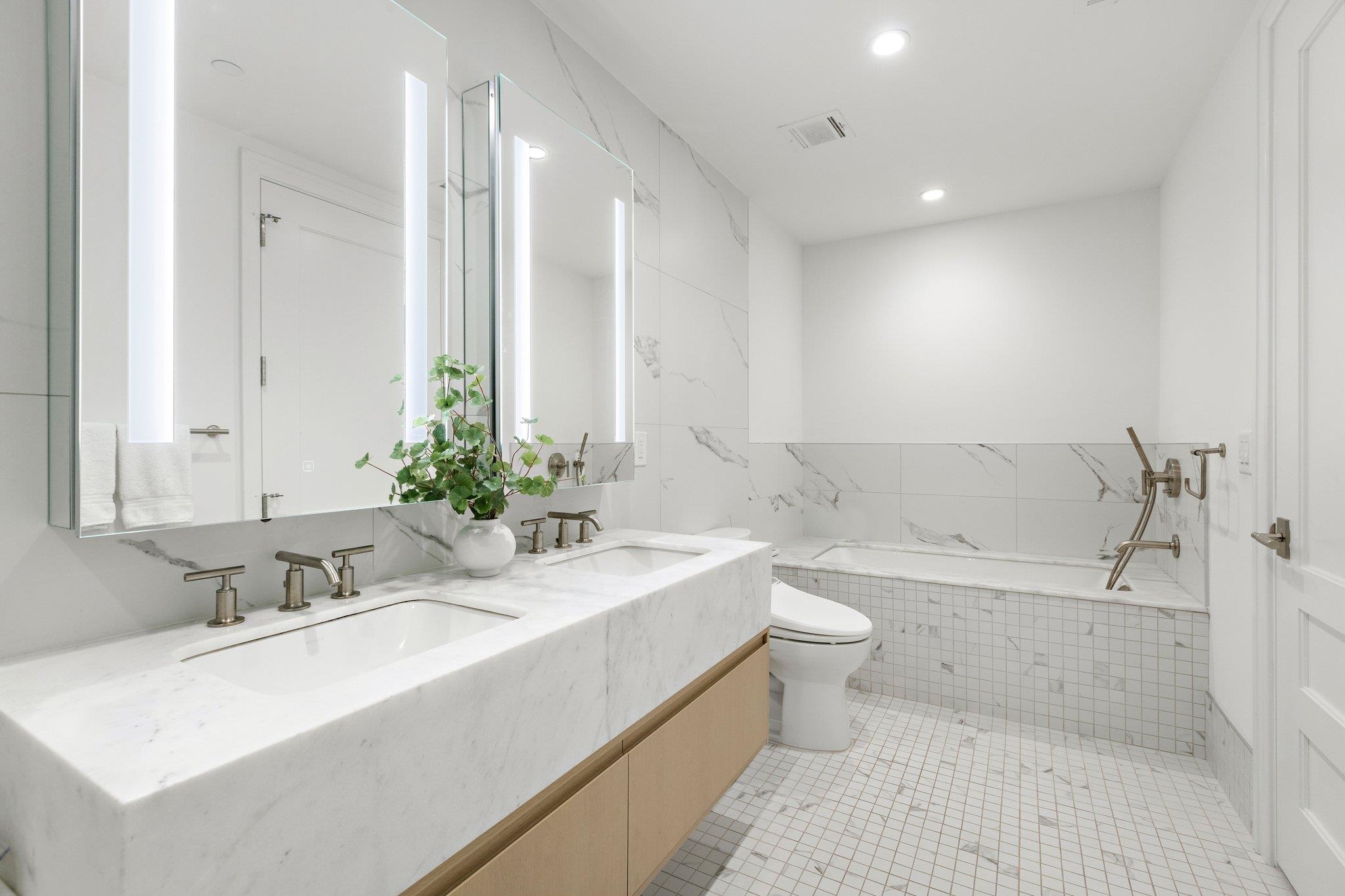 720 CLINTON ST Unit: 6-03