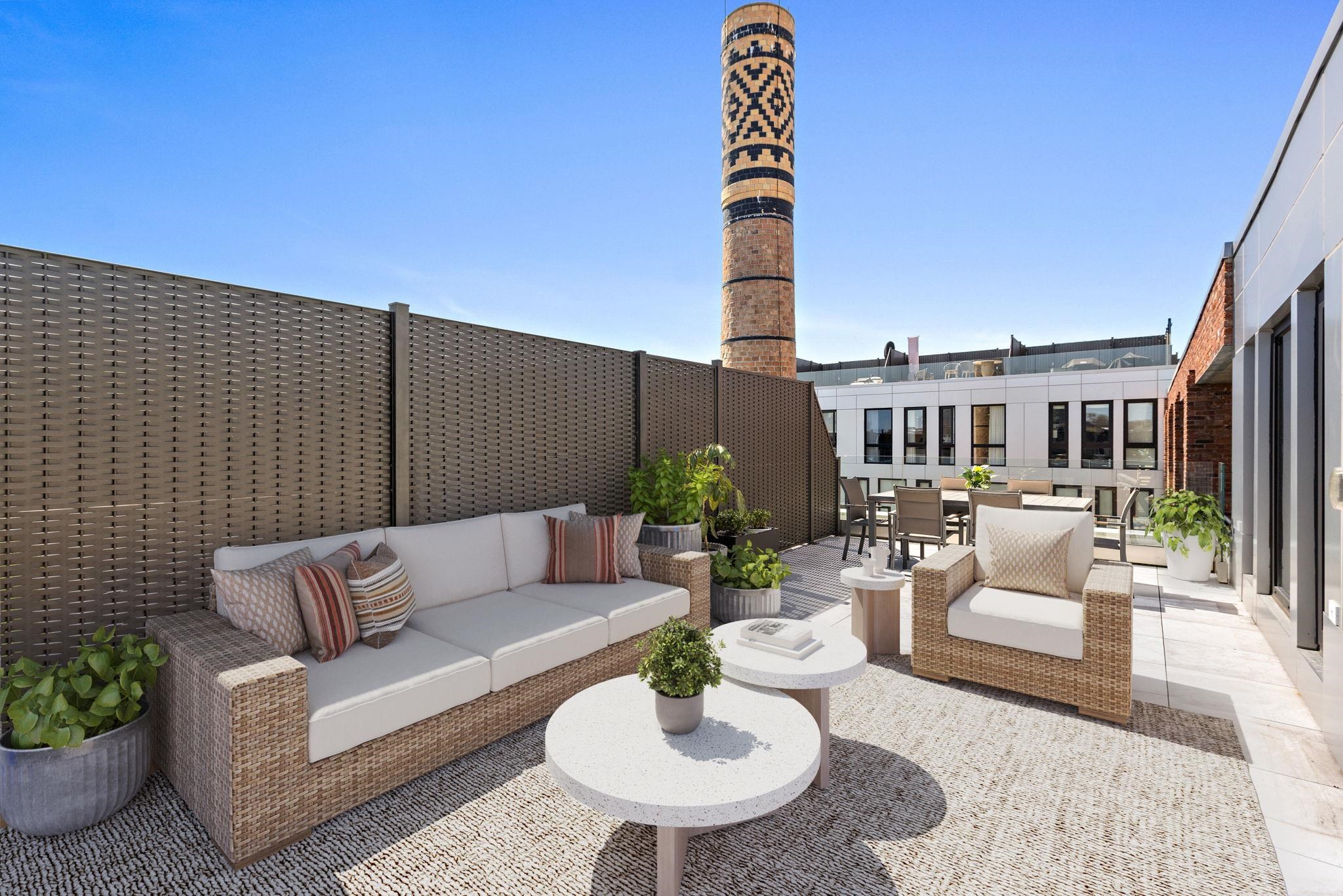 720 CLINTON ST Unit: 6-03
