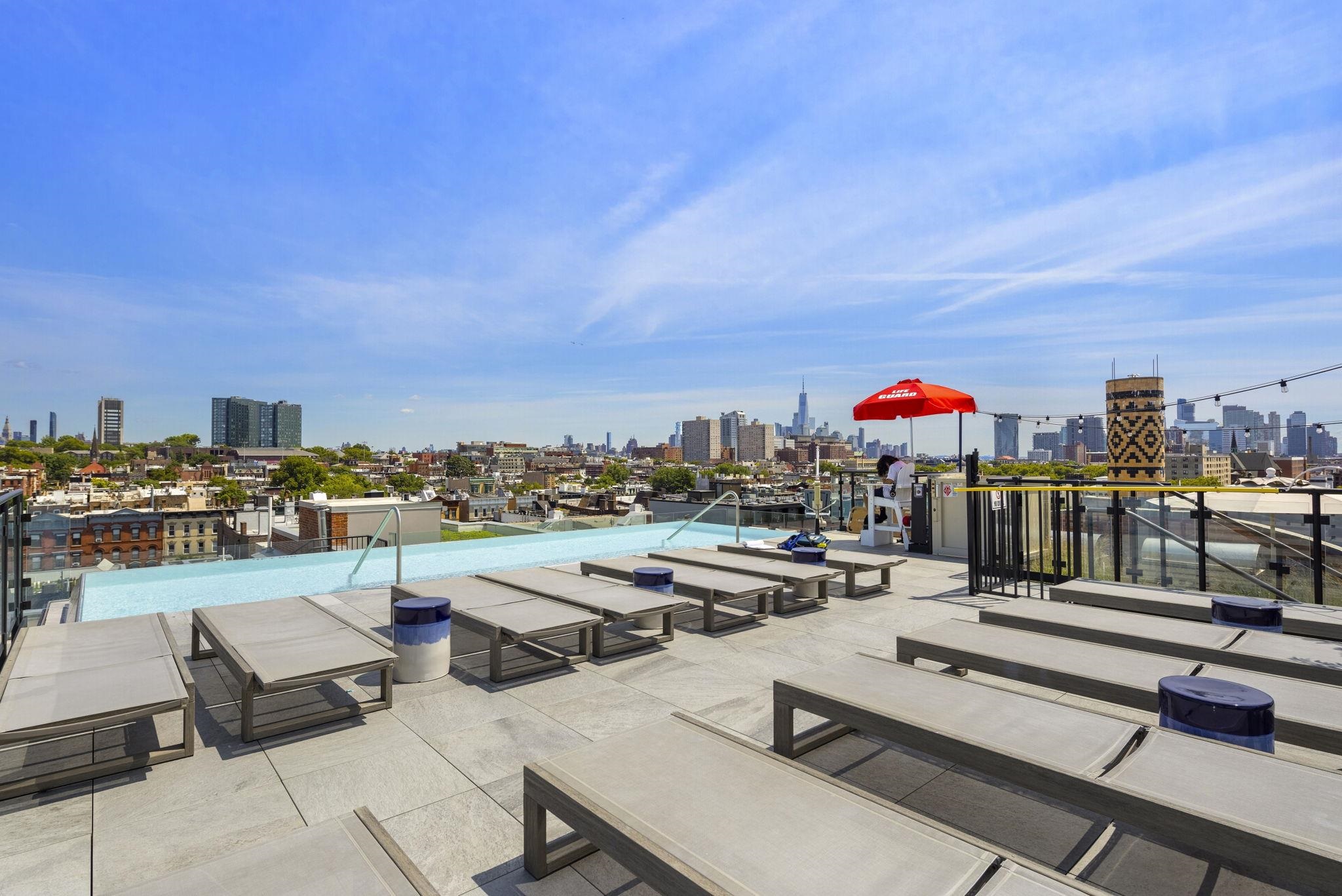 720 CLINTON ST Unit: 6-03