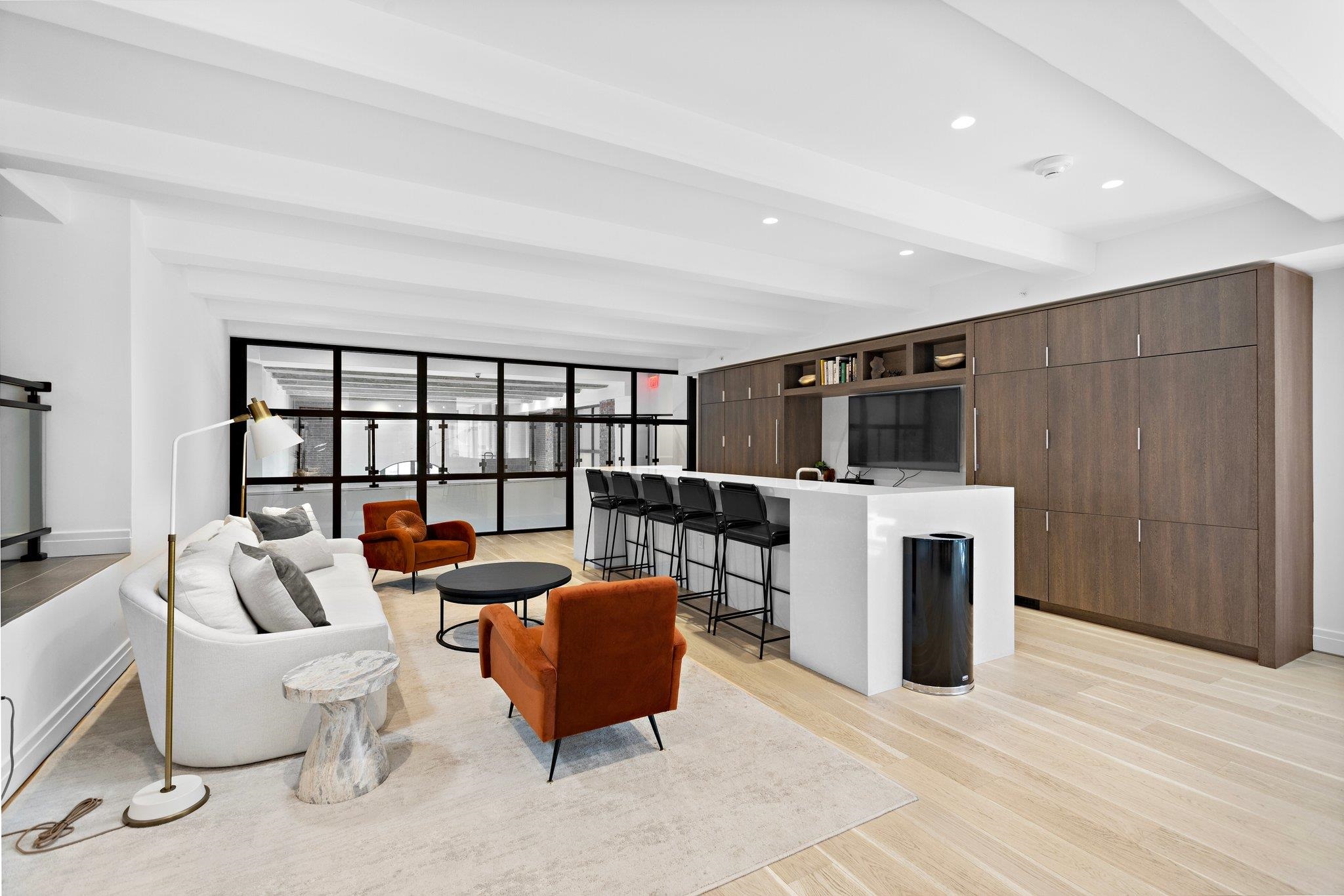 720 CLINTON ST Unit: 6-03