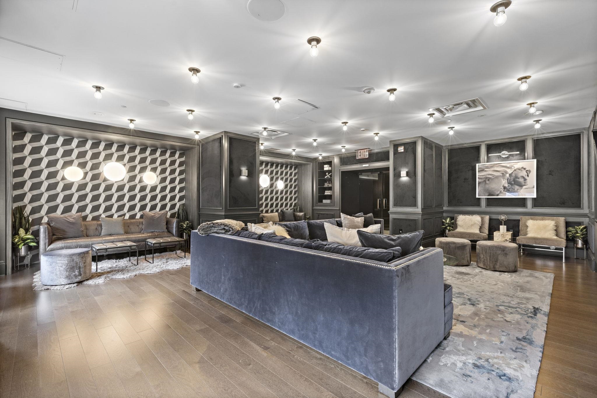 88 MORGAN ST Unit: 404