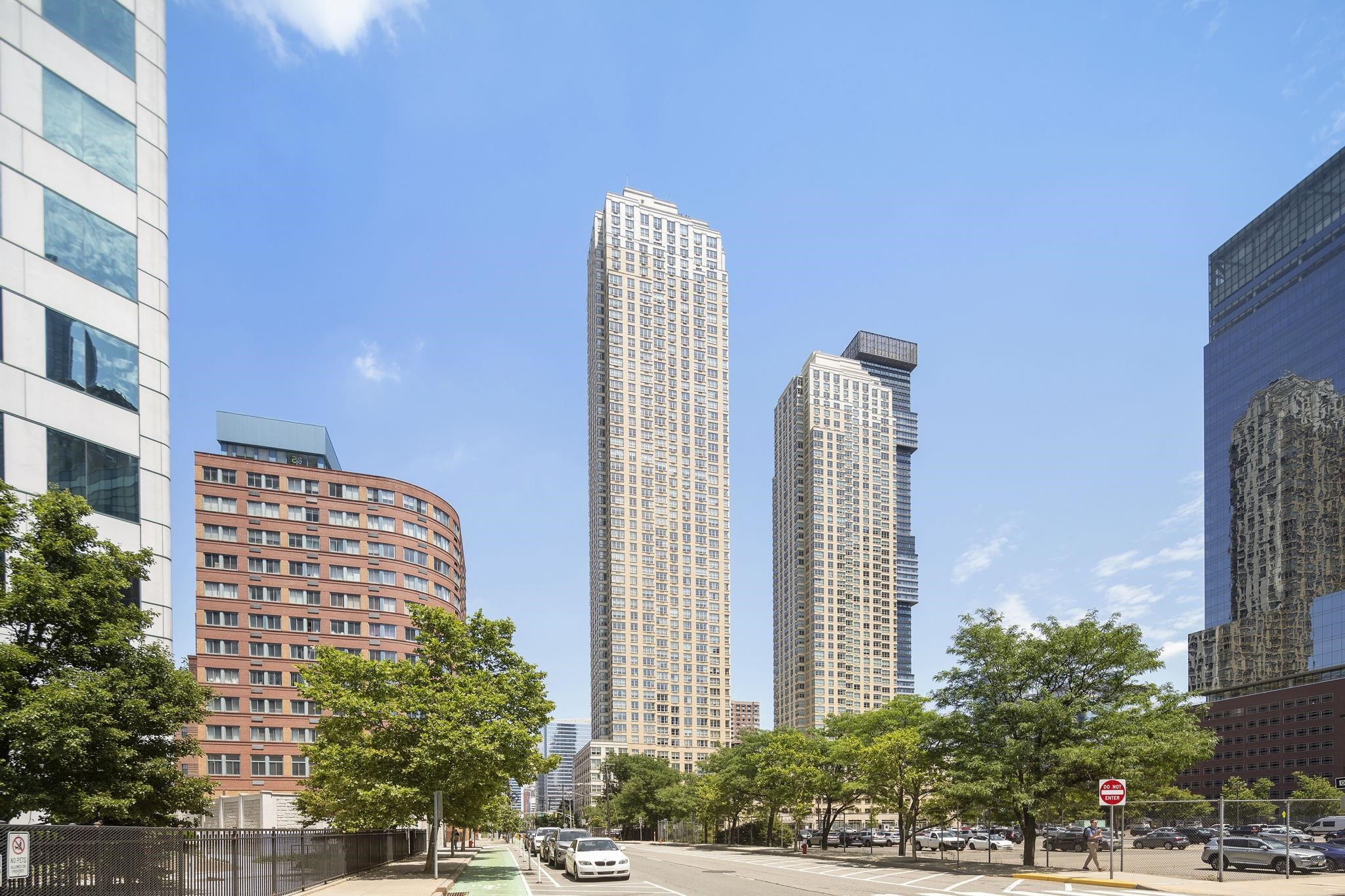 88 MORGAN ST Unit: 404