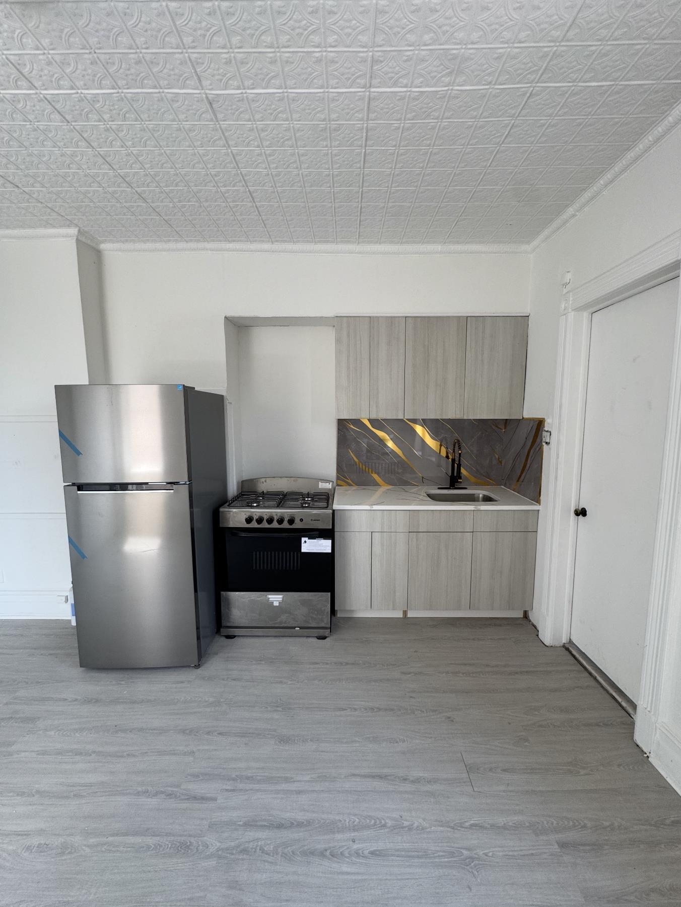 88 IRVING ST Unit: 10