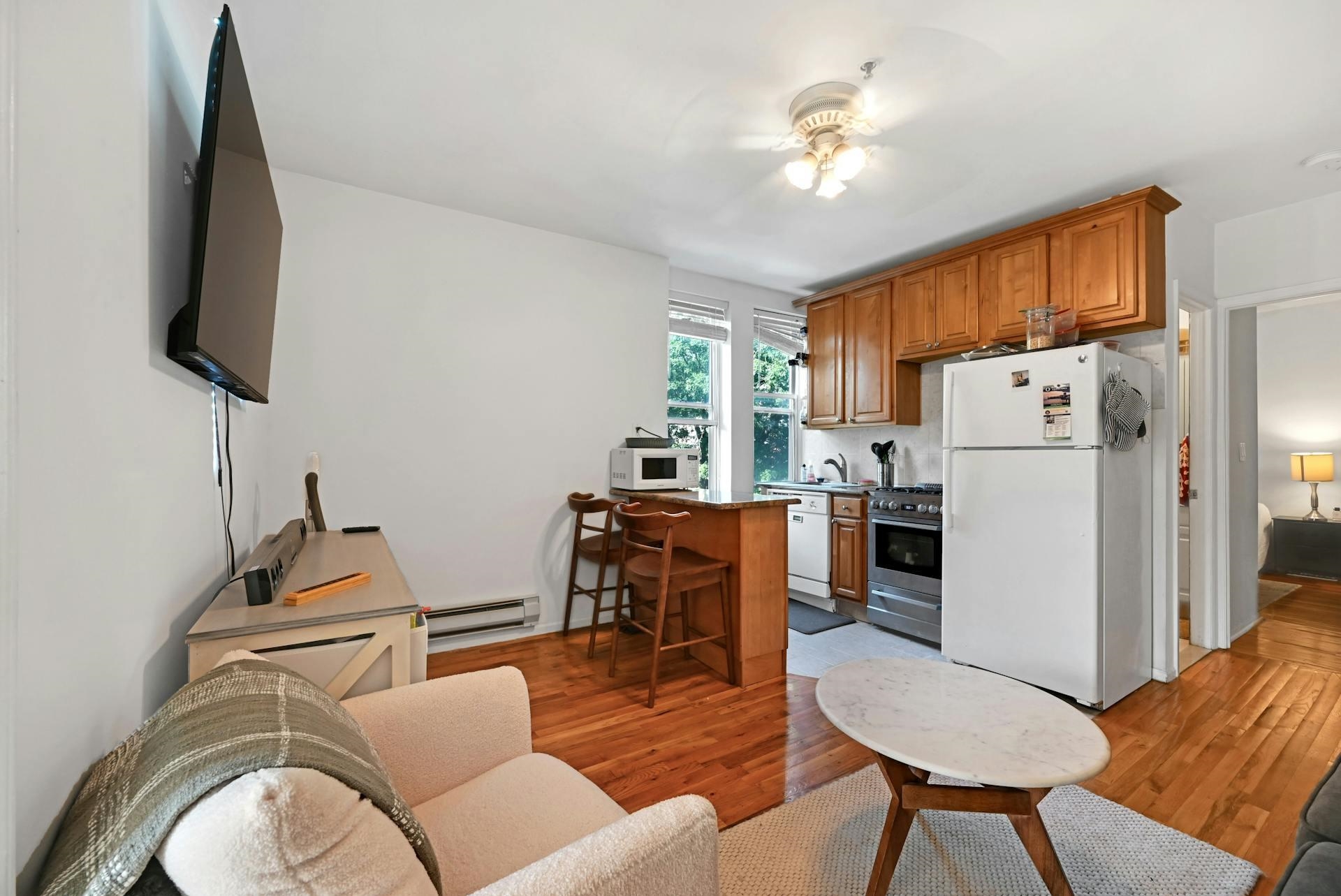 734 ADAMS ST Unit: 4B
